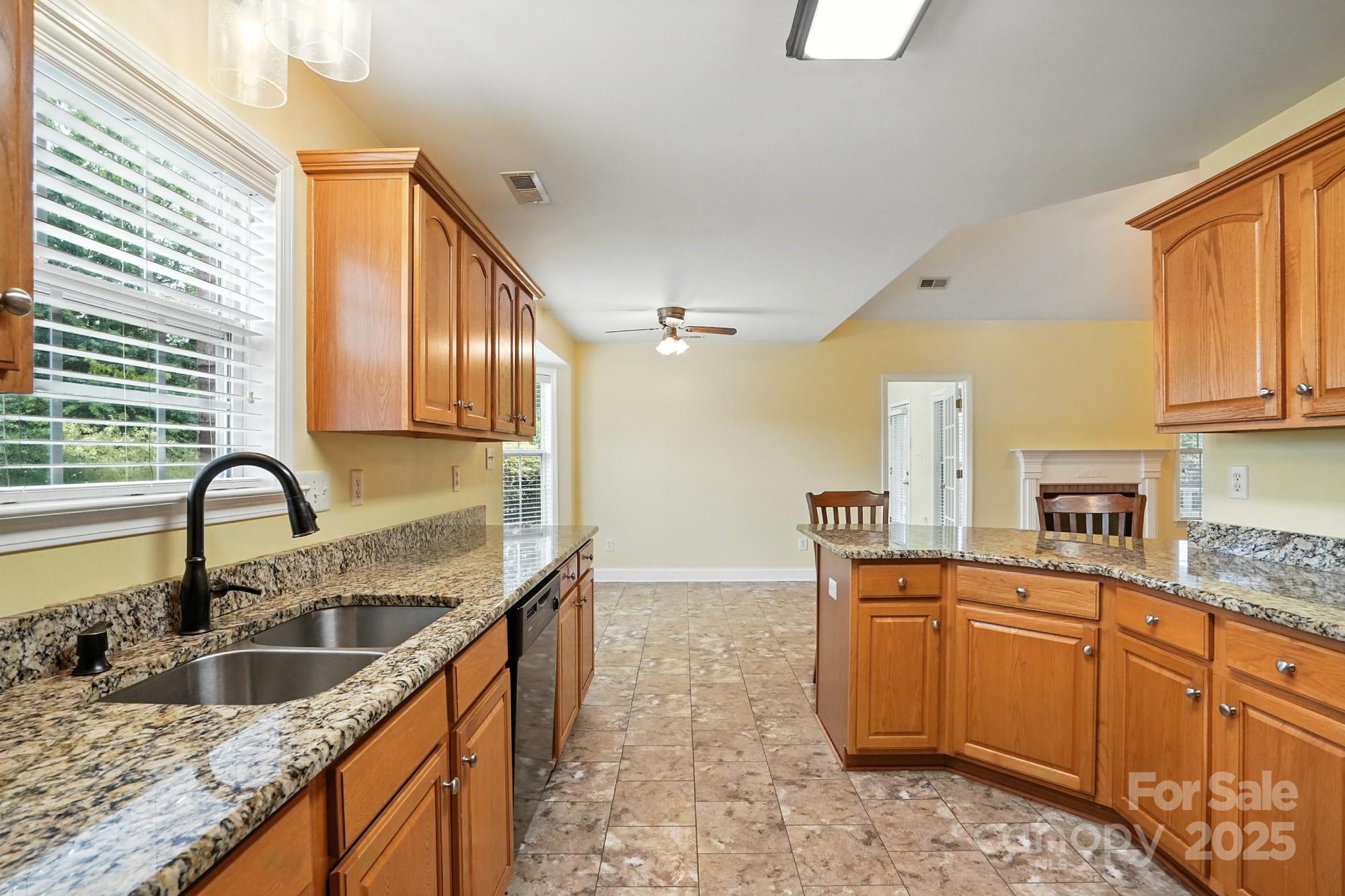 816 Treva Anne Drive SW