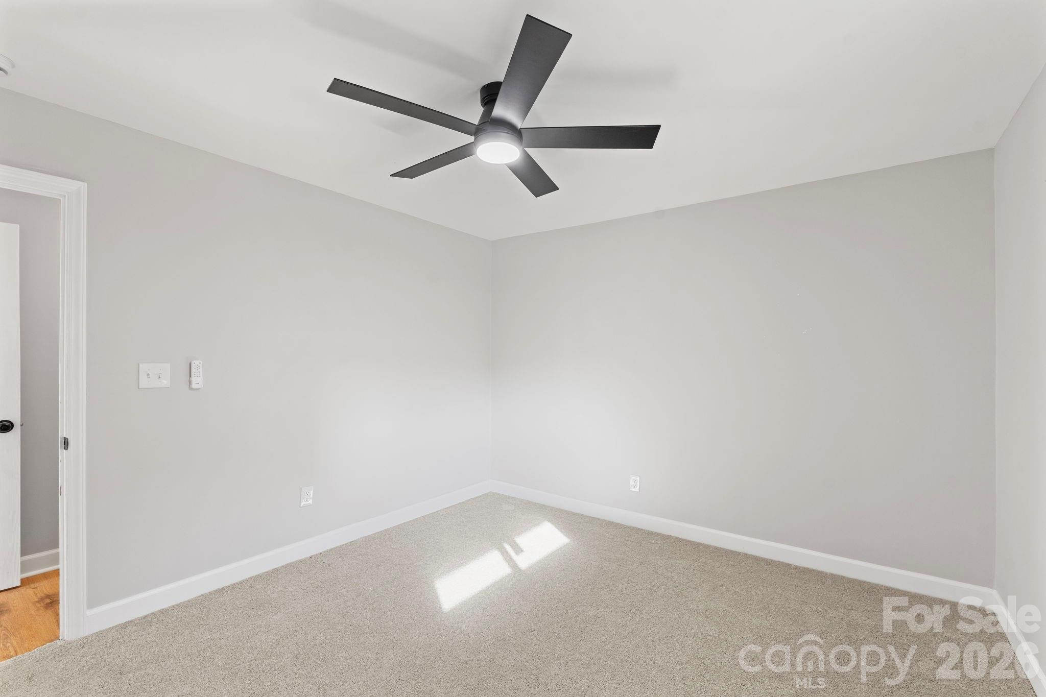 274 Hatley Circle NE
