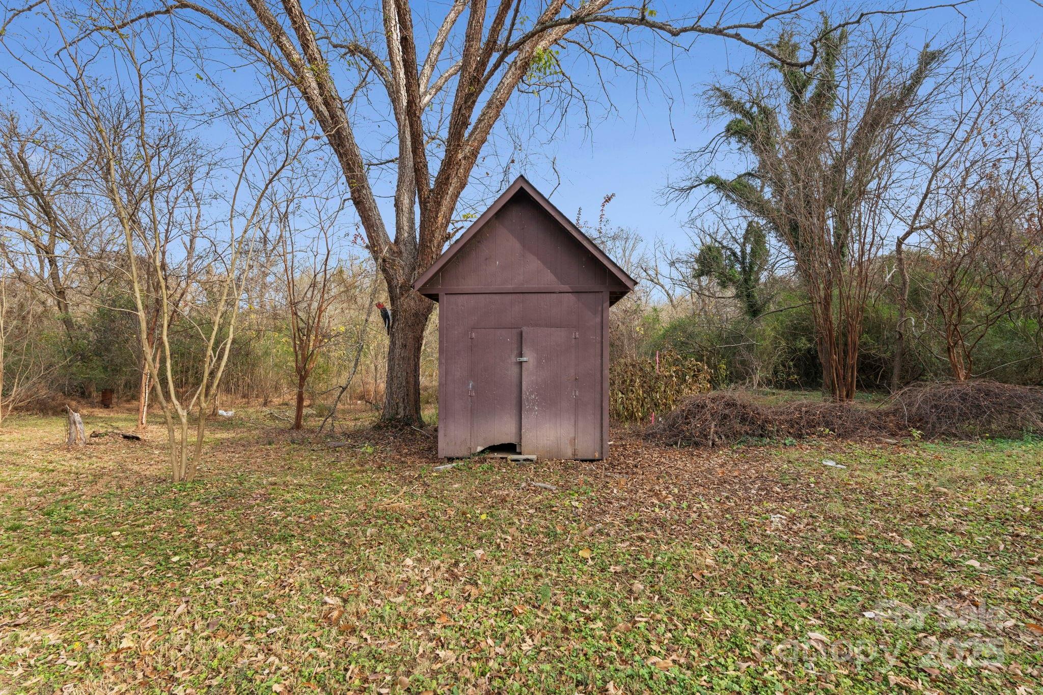 274 Hatley Circle NE