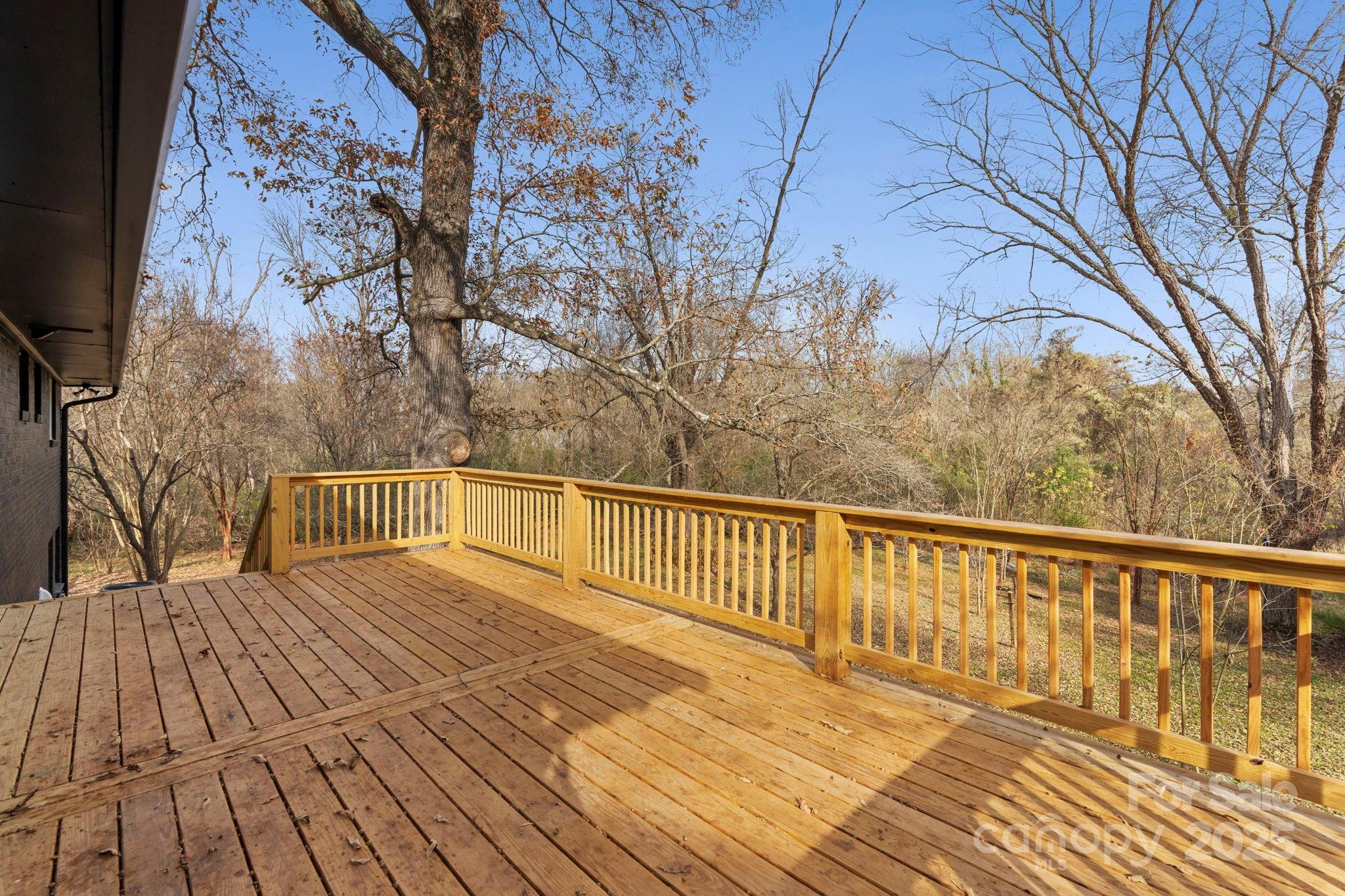 274 Hatley Circle NE