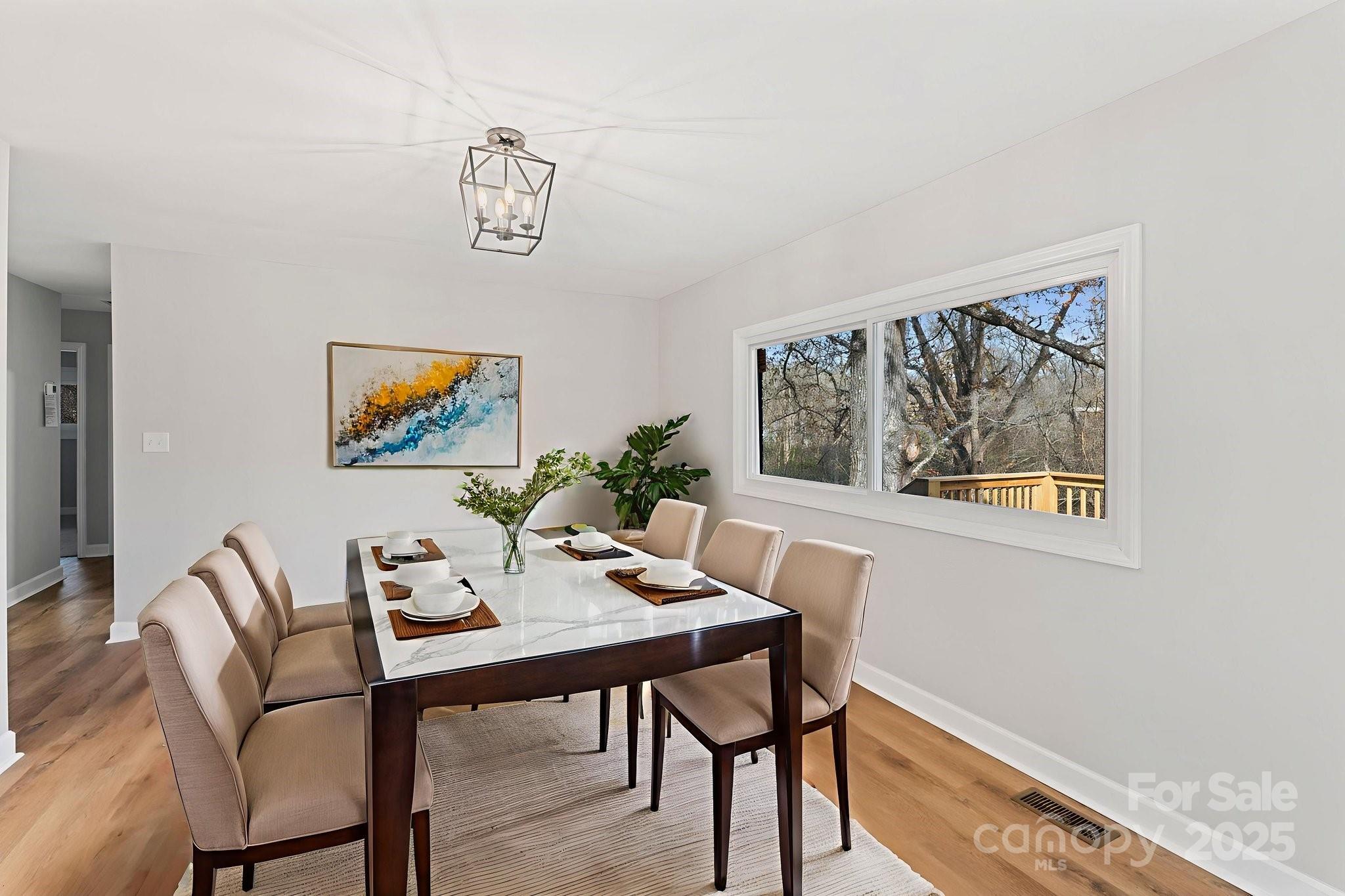 274 Hatley Circle NE