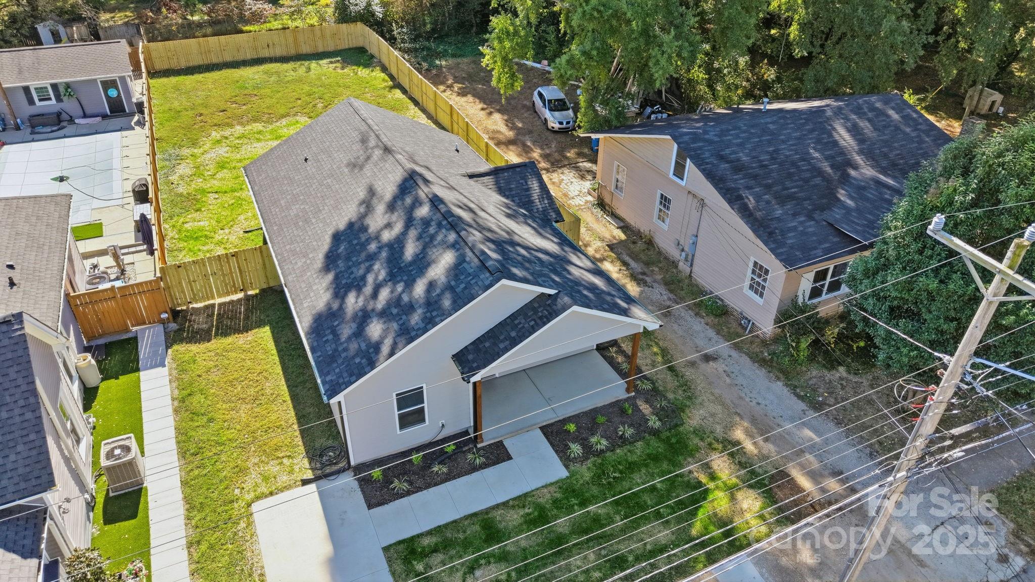 719 S Jackson Street