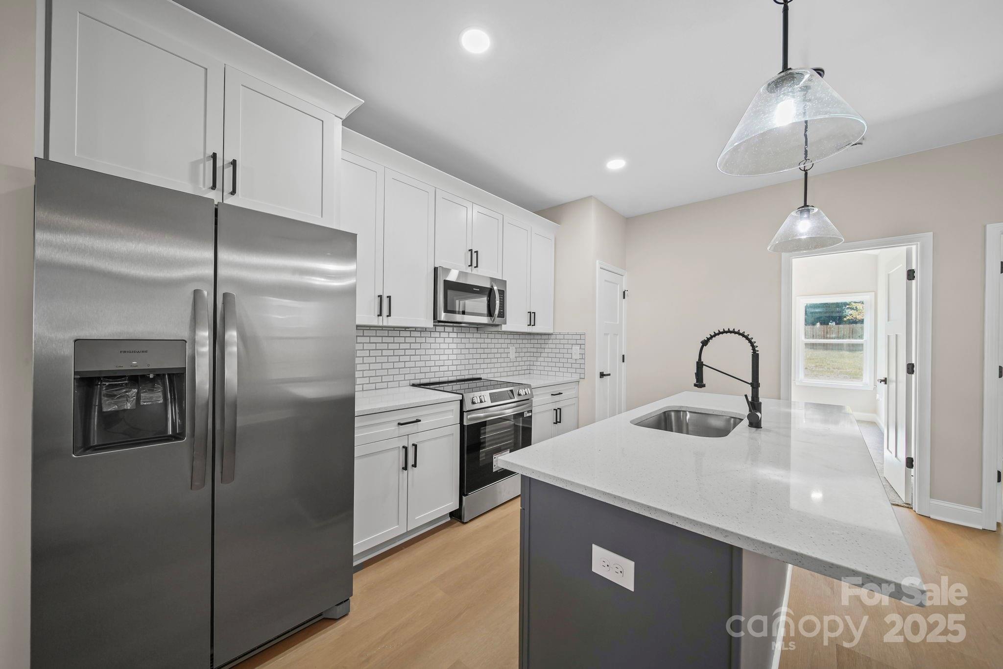 719 S Jackson Street