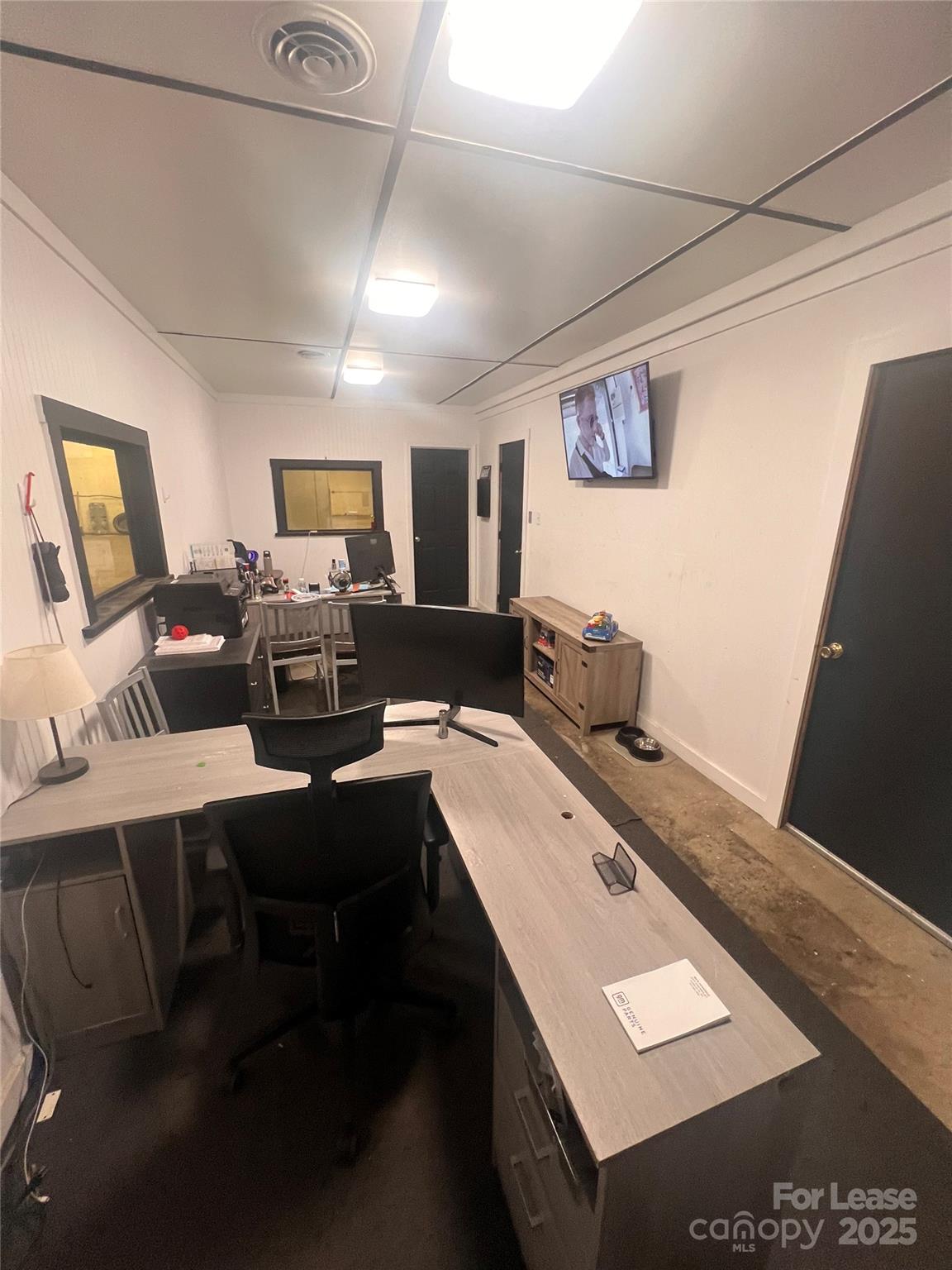 1905 W Roosevelt Boulevard