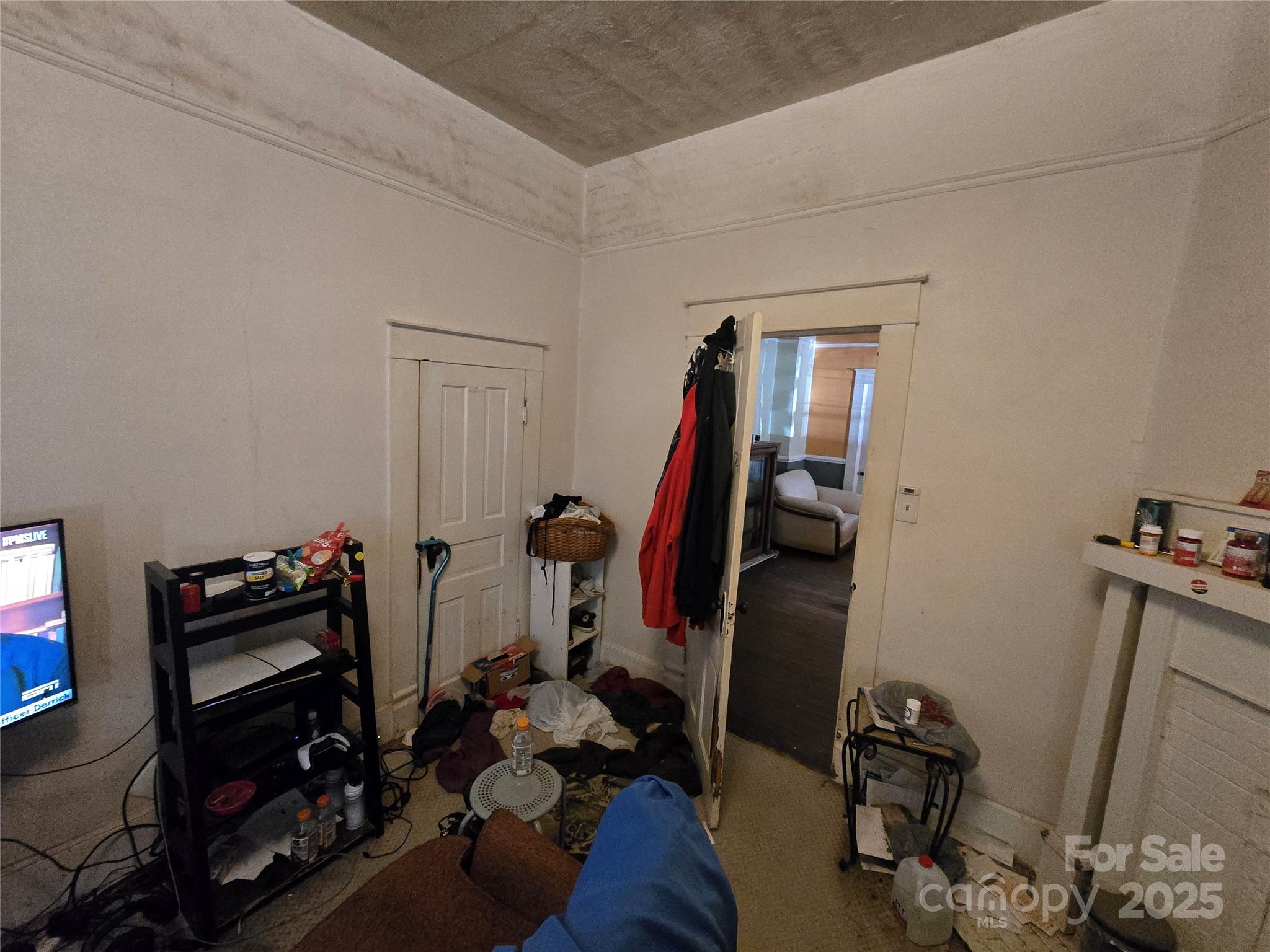 509 5th Street Unit: 5