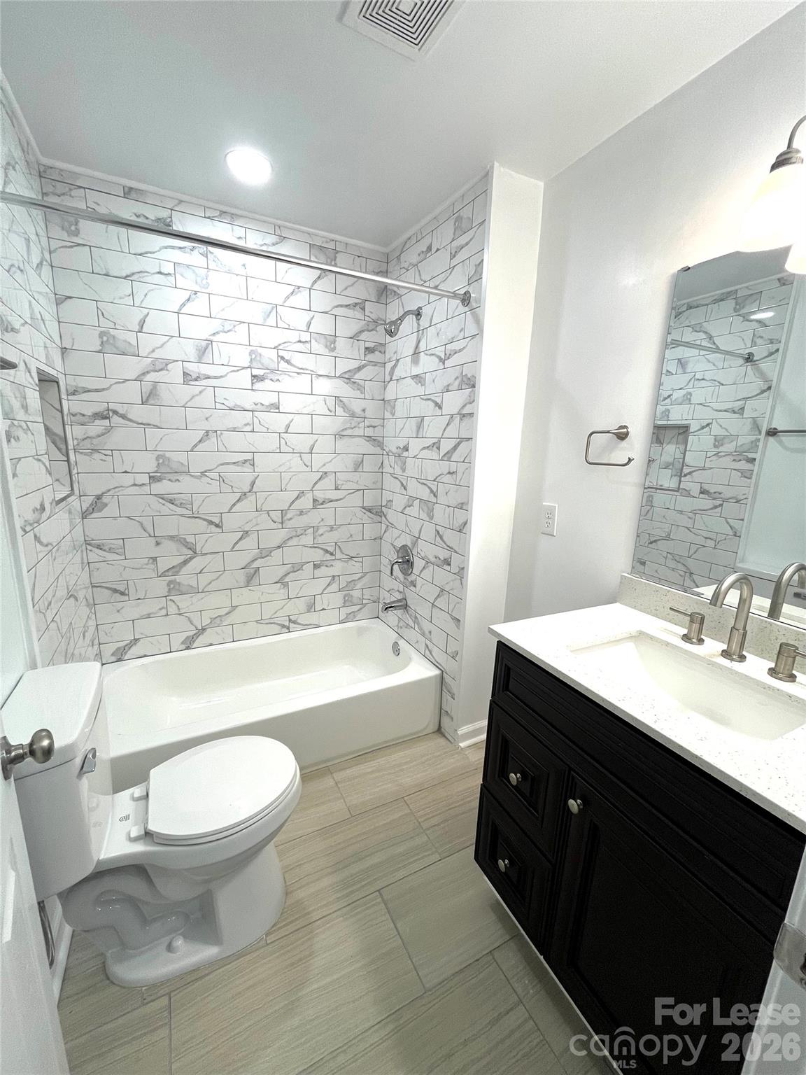 711 S Jackson Street Unit: 101