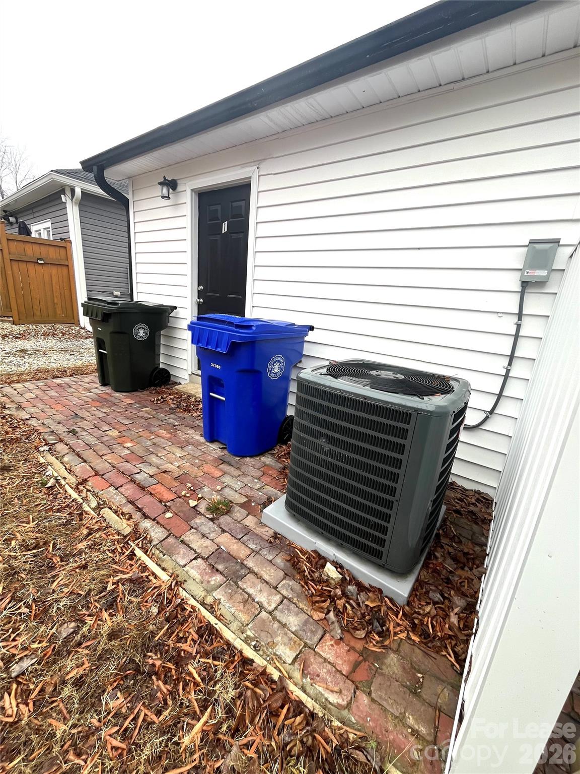 711 S Jackson Street Unit: 102