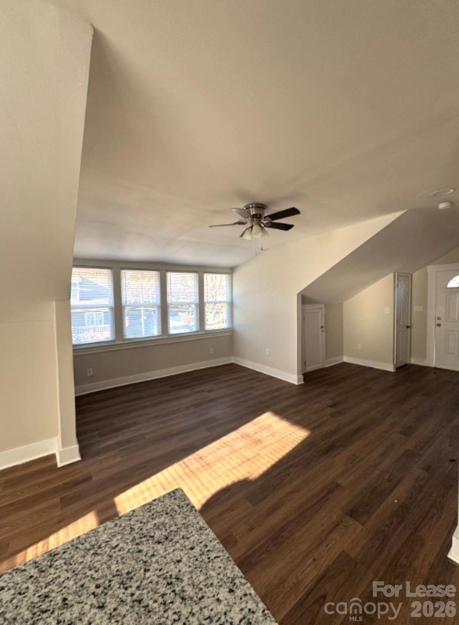 711 S Jackson Street Unit: 203