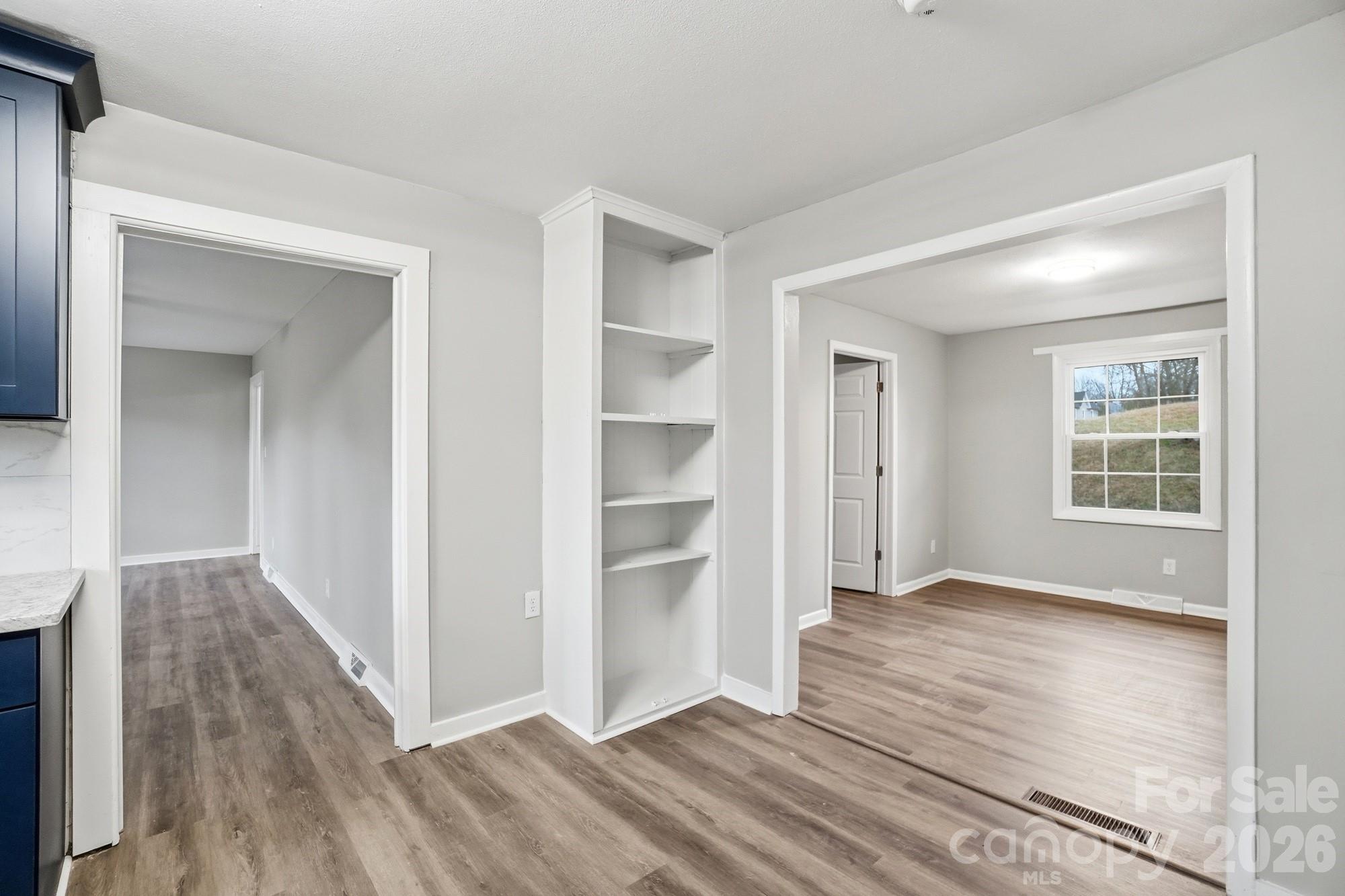 25 American Avenue NE