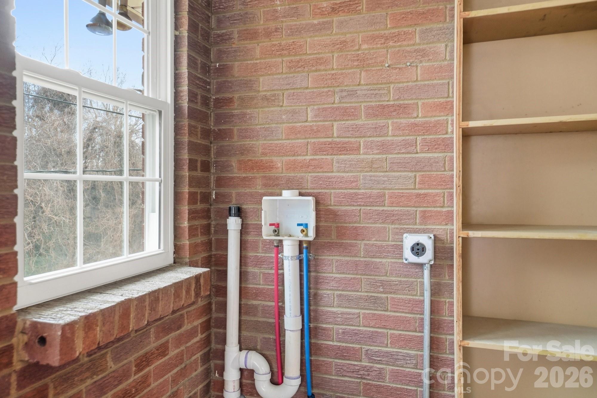 25 American Avenue NE