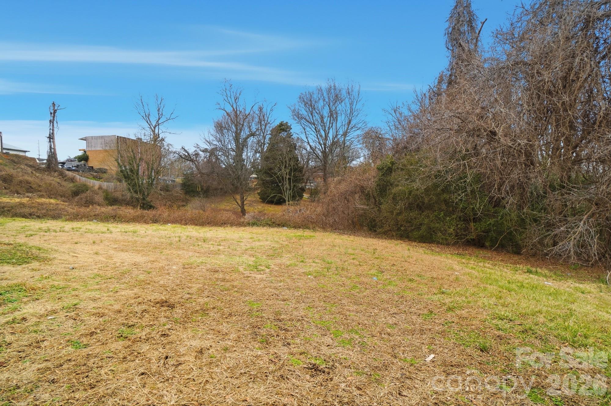 25 American Avenue NE