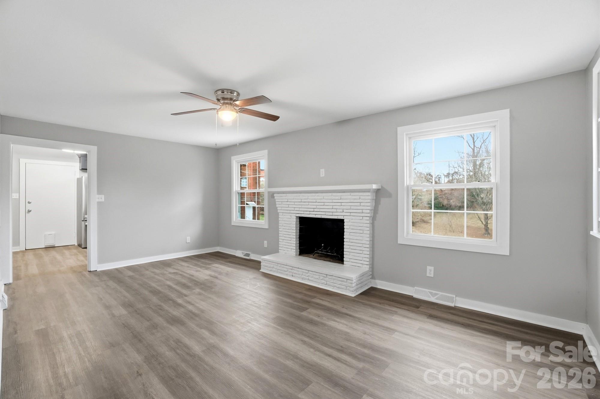 25 American Avenue NE