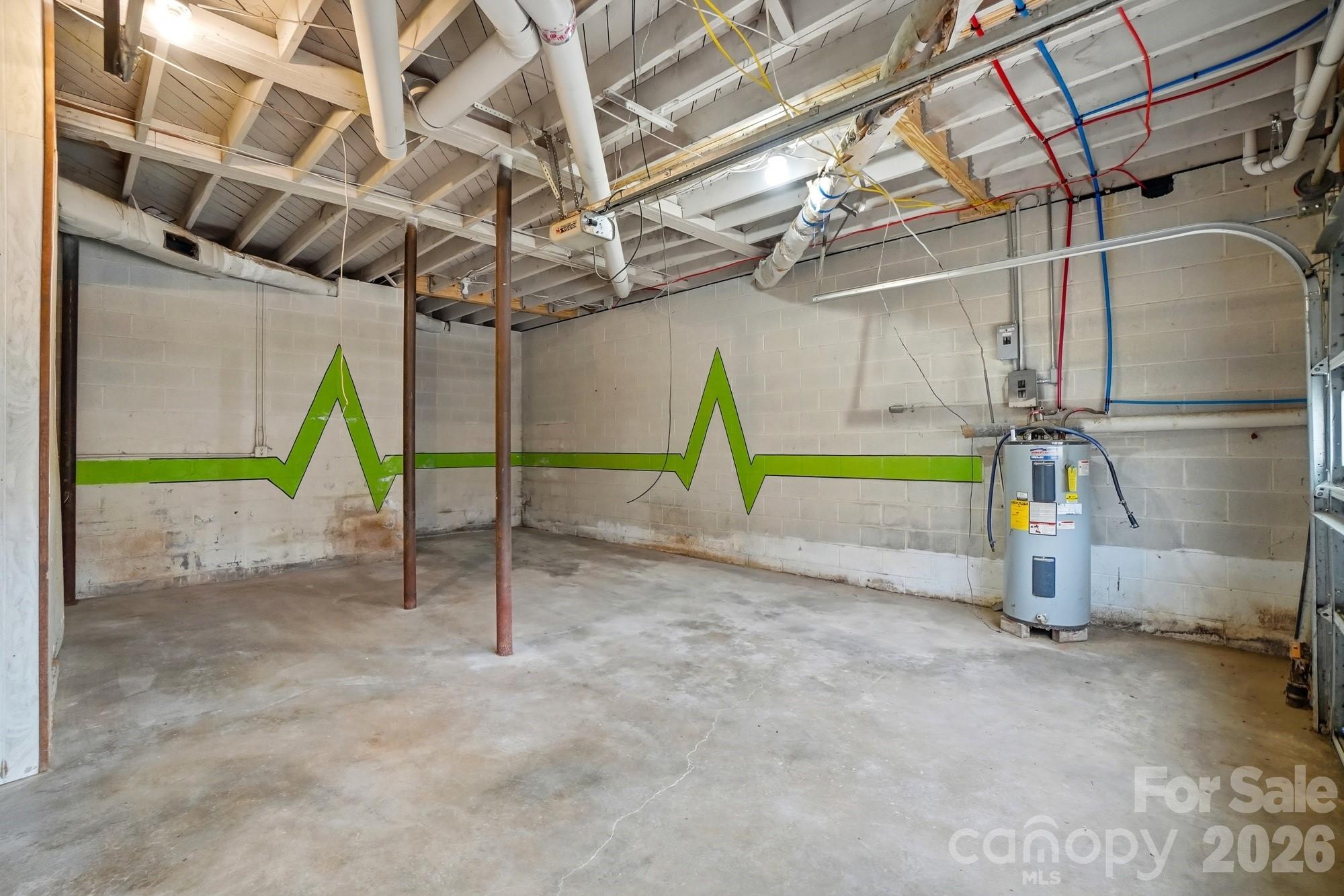 25 American Avenue NE