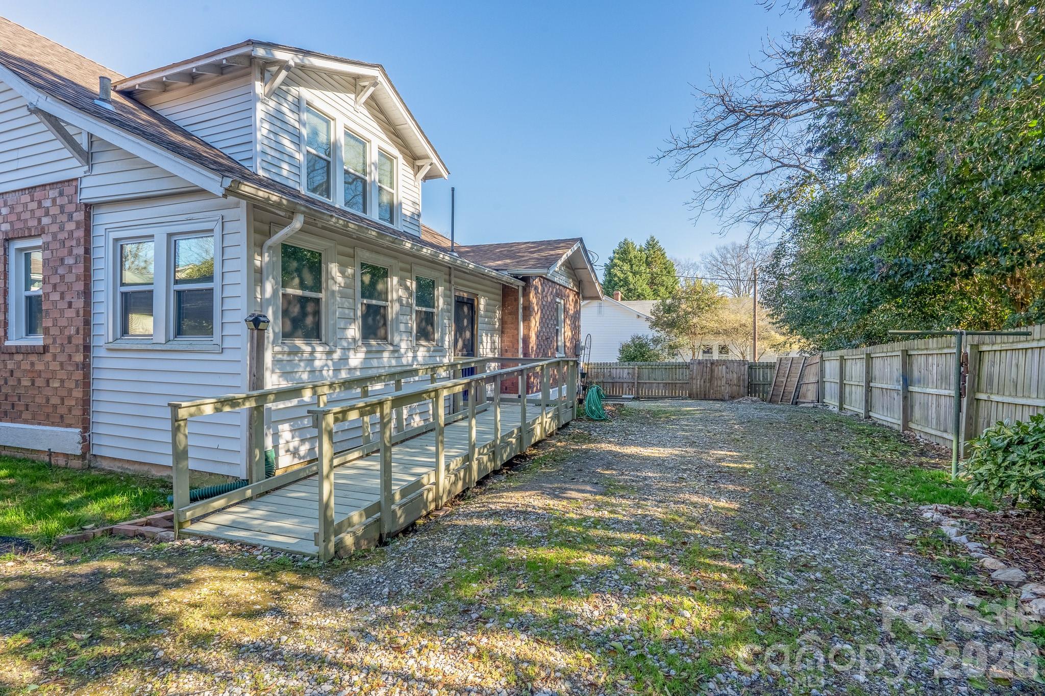 200 Martin Luther King Jr Avenue