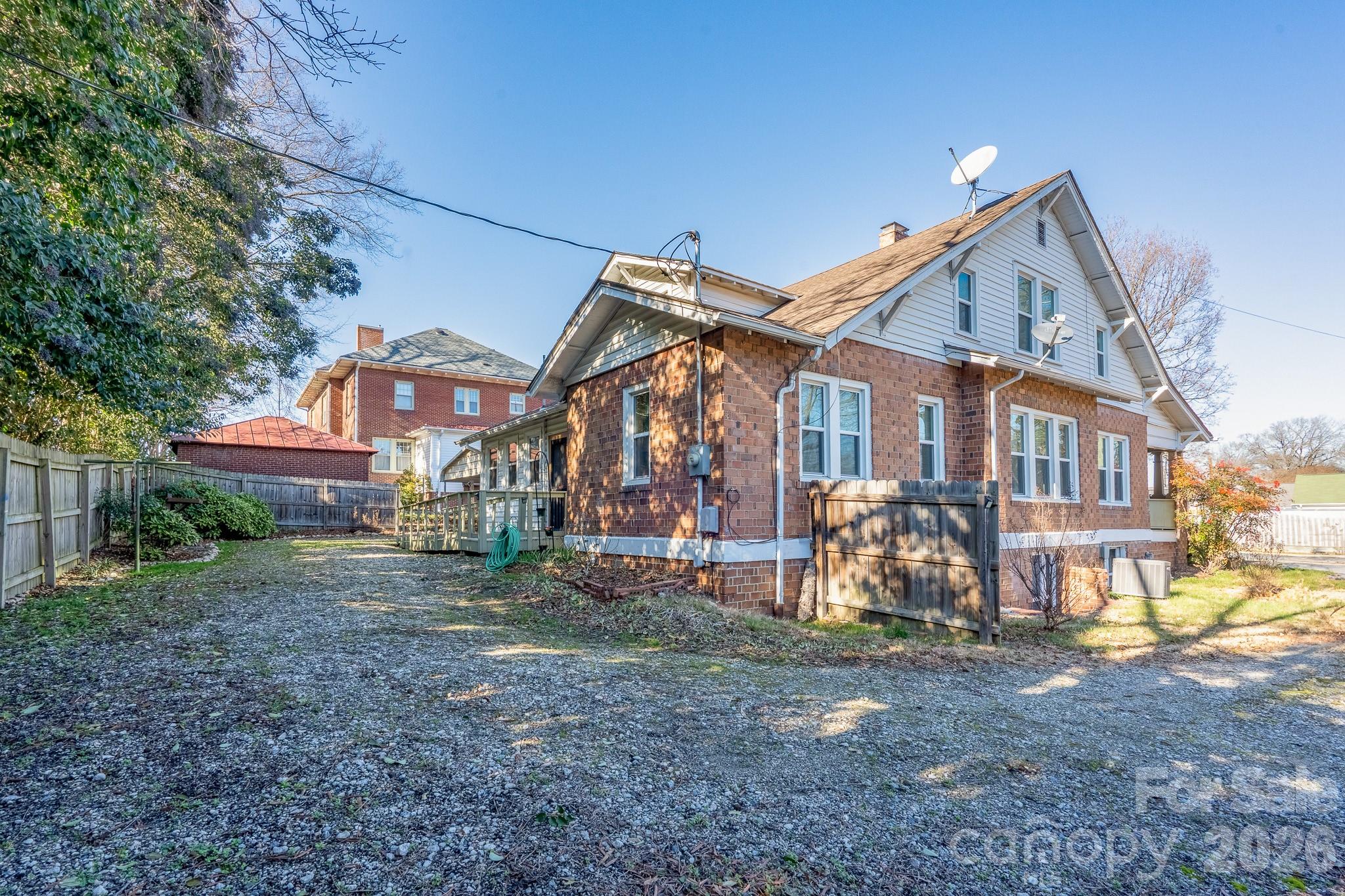 200 Martin Luther King Jr Avenue