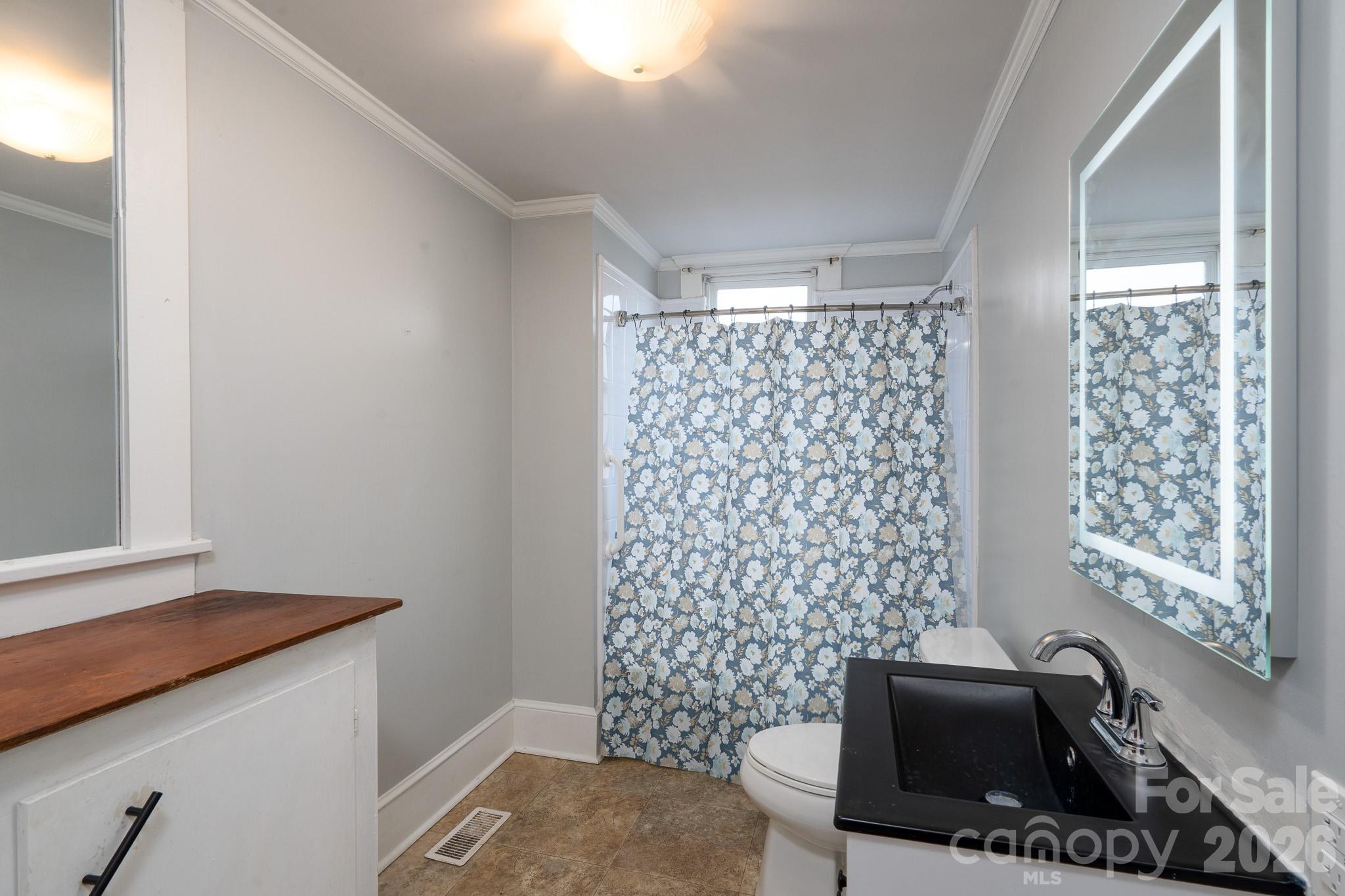 200 Martin Luther King Jr Avenue