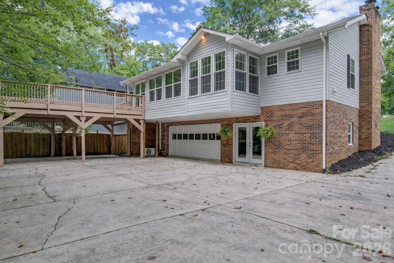 526 Manchester Road