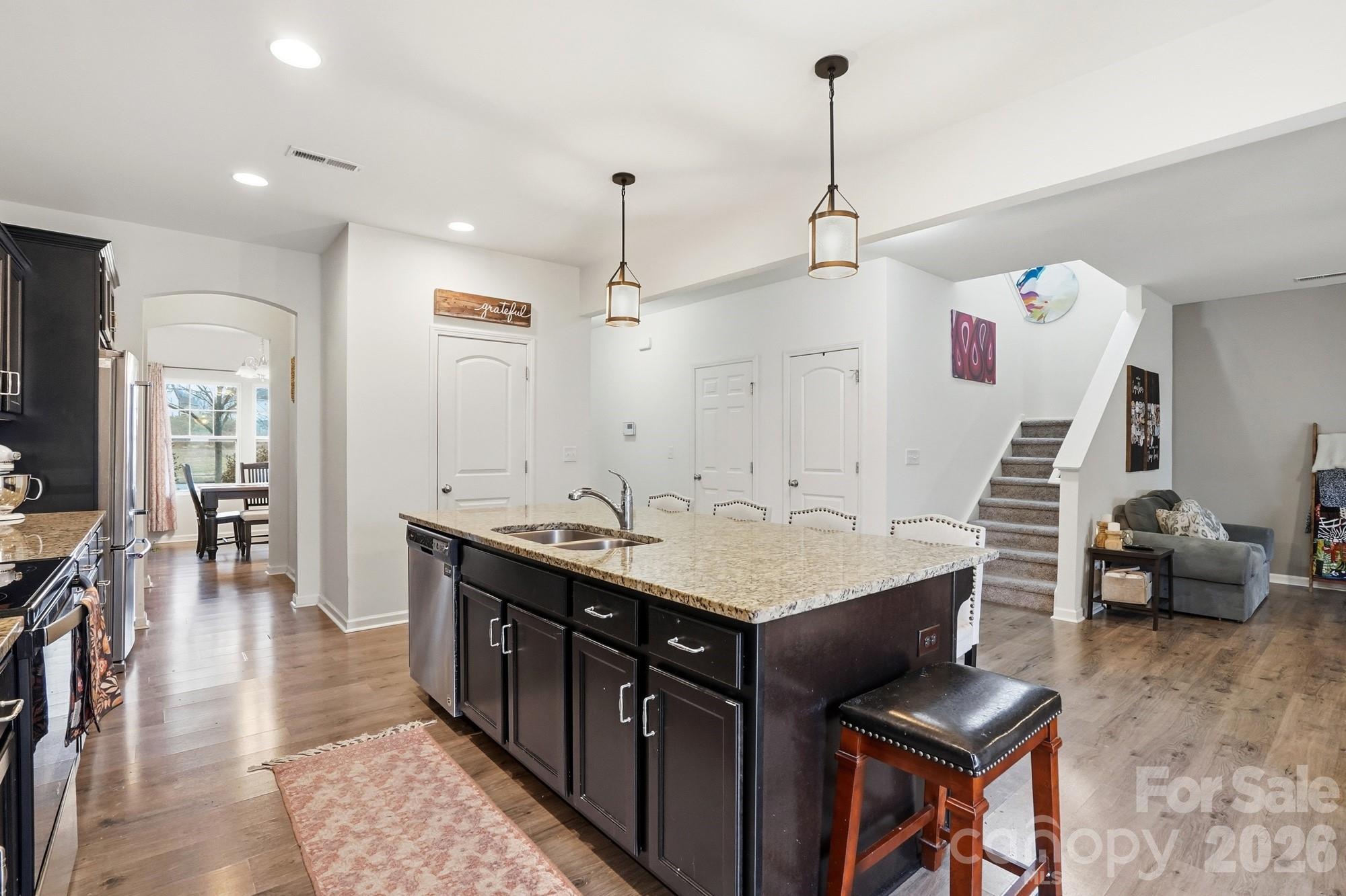 333 Whispering Hills Drive Unit: 62A