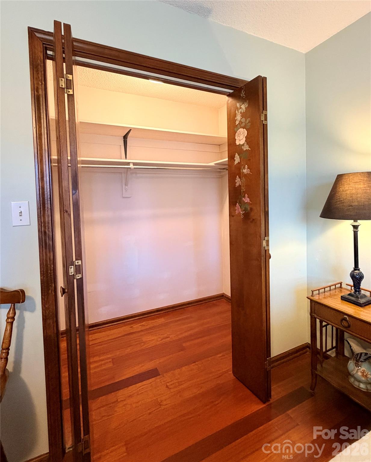 8422 Wonderwood Lane