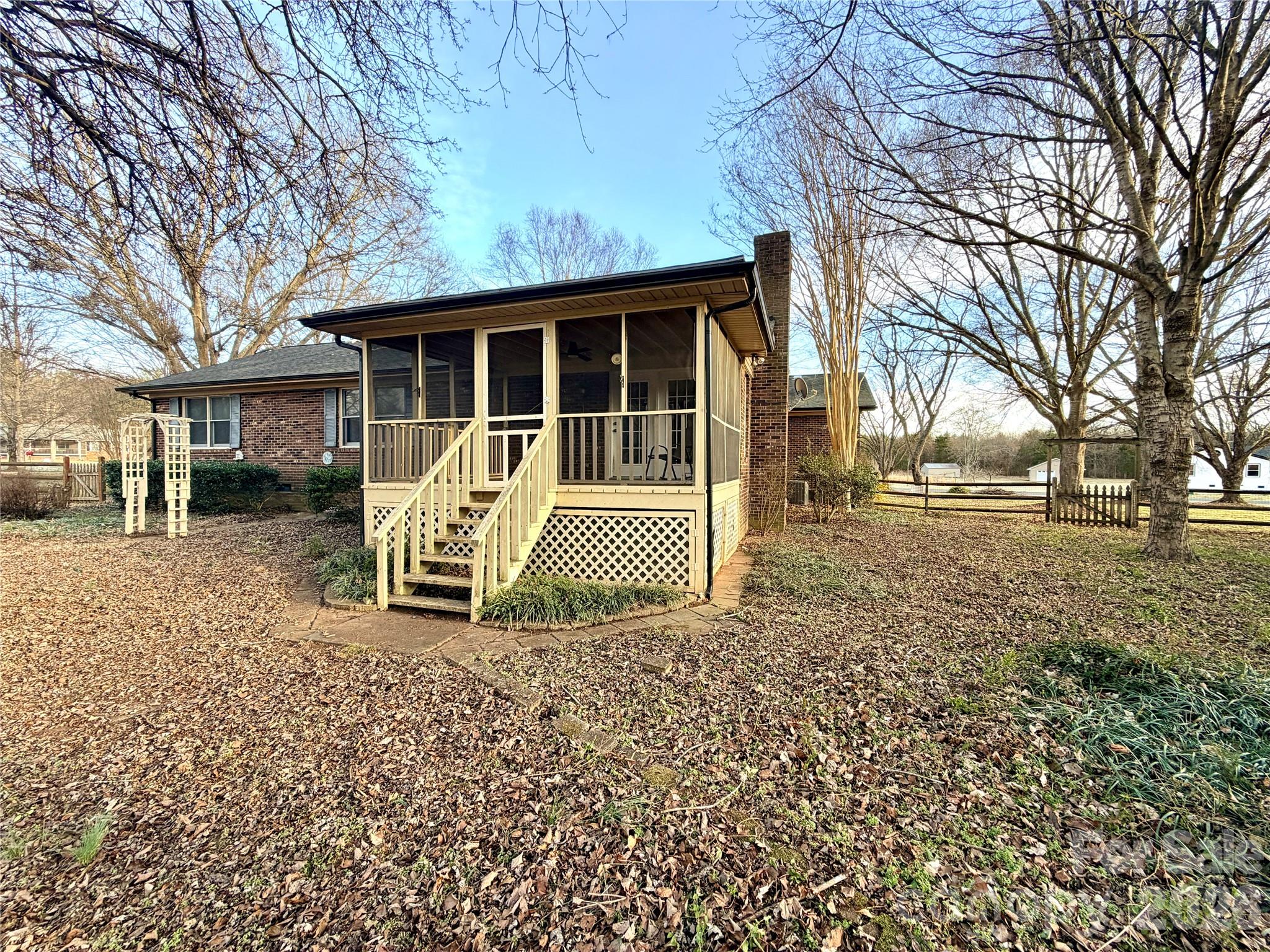 8422 Wonderwood Lane