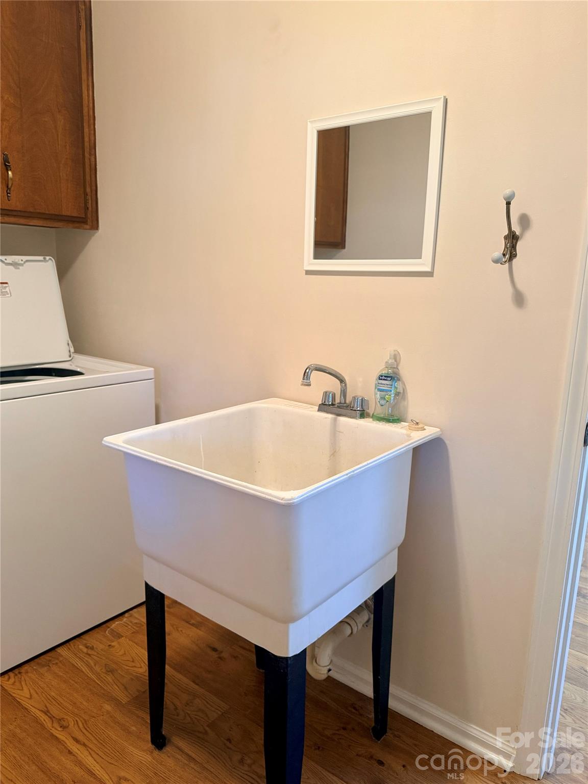 8422 Wonderwood Lane