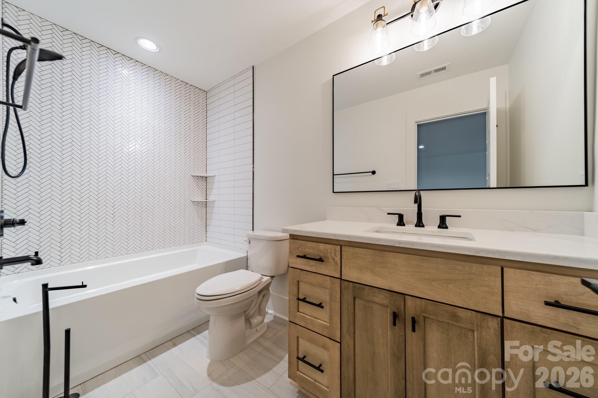 121 Juniper Road