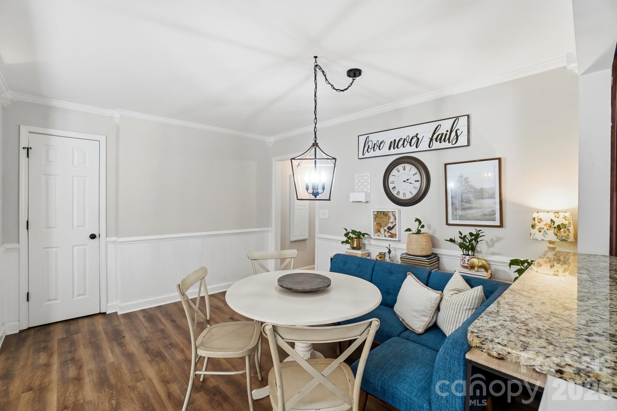 5334 Shoreview Drive