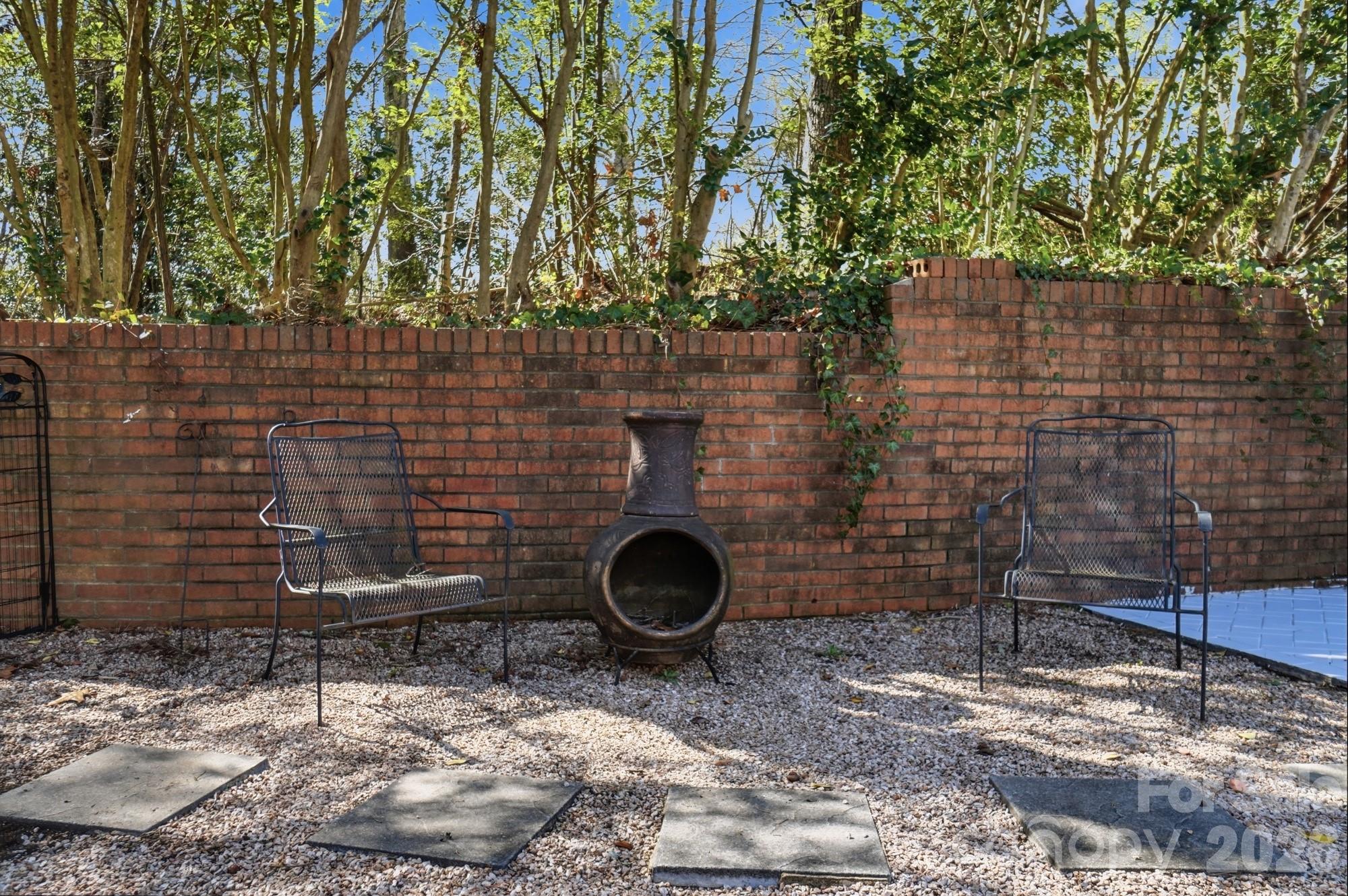 5334 Shoreview Drive