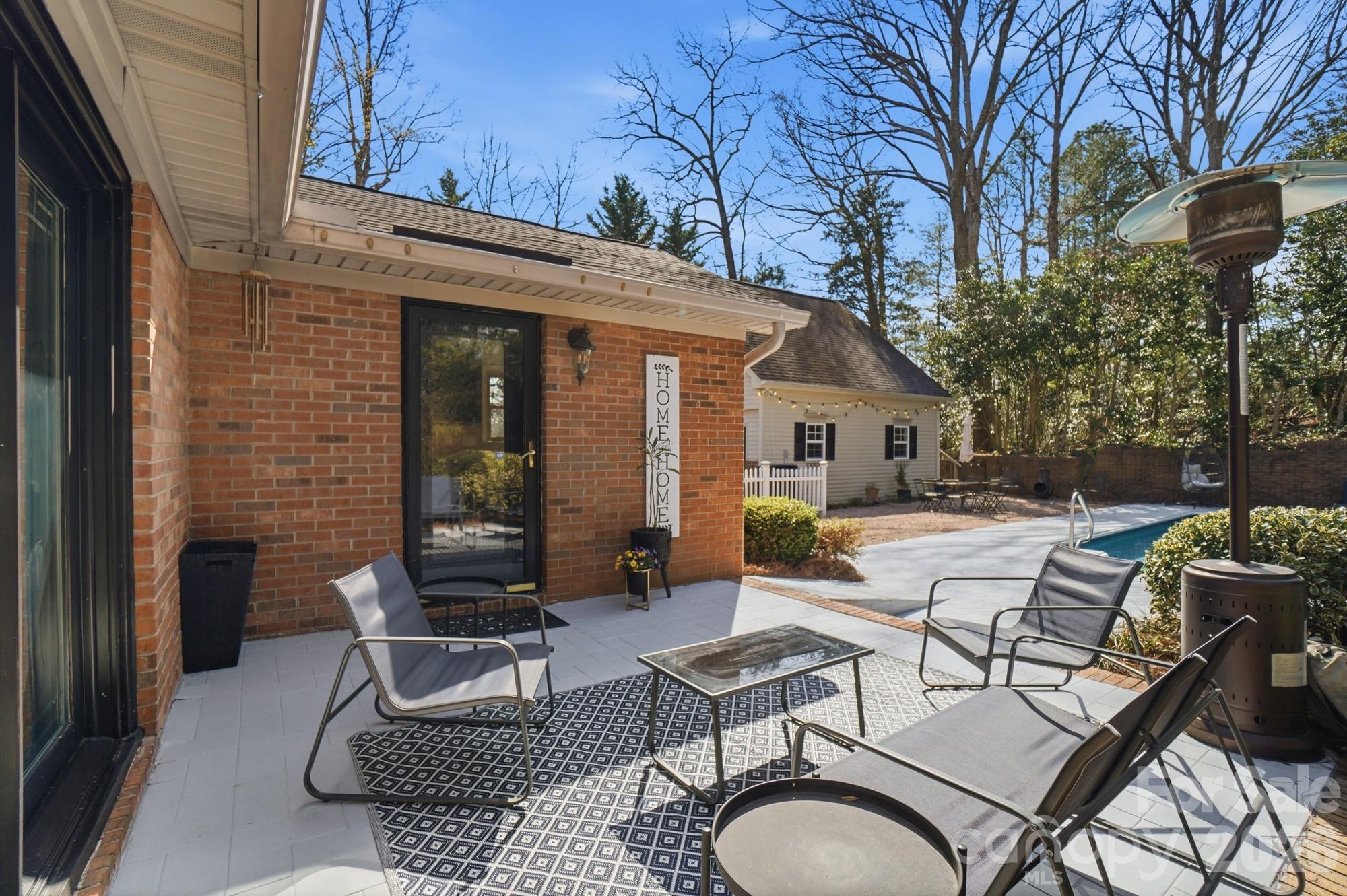 5334 Shoreview Drive