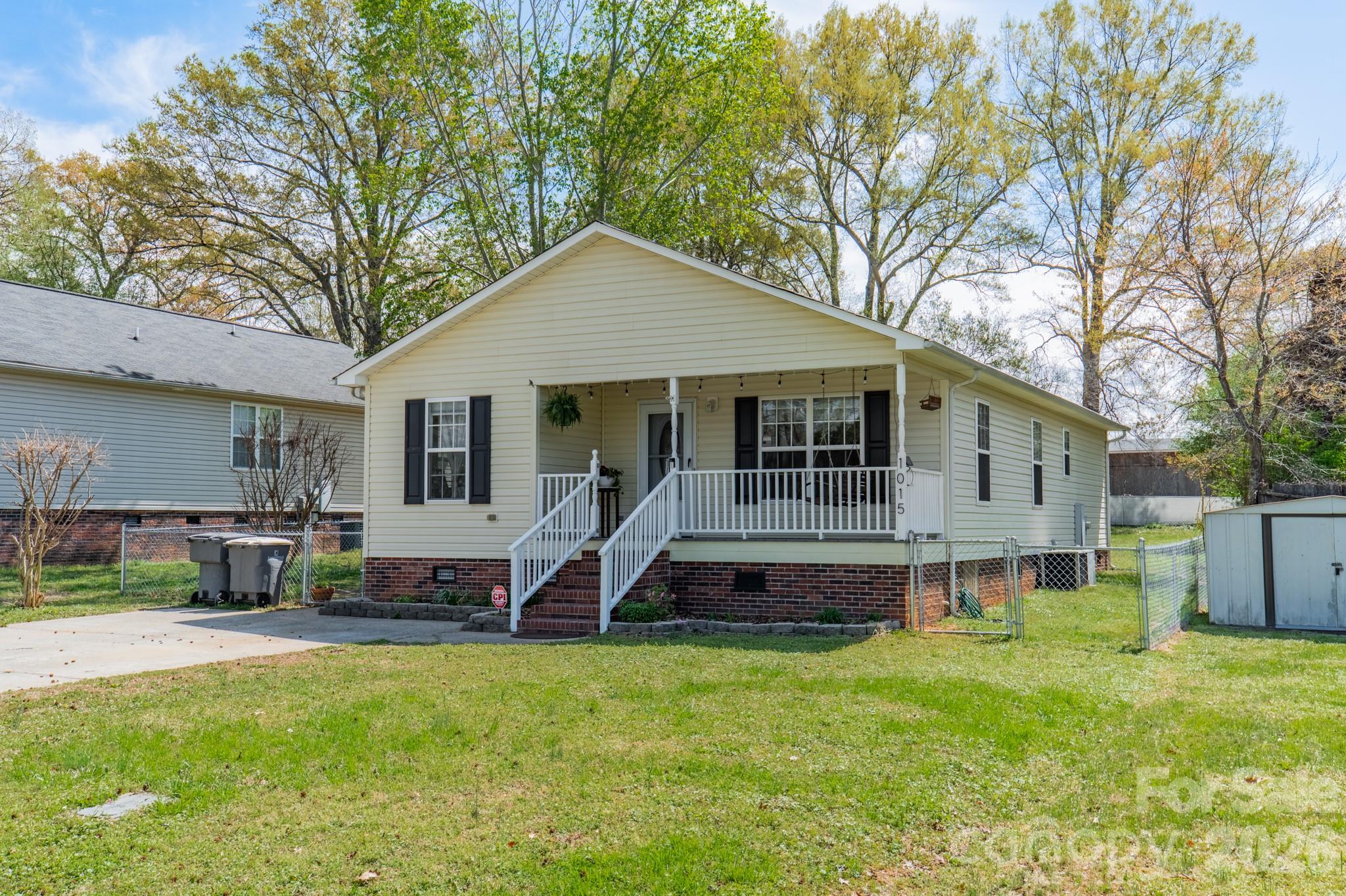 1015 S Walnut Street