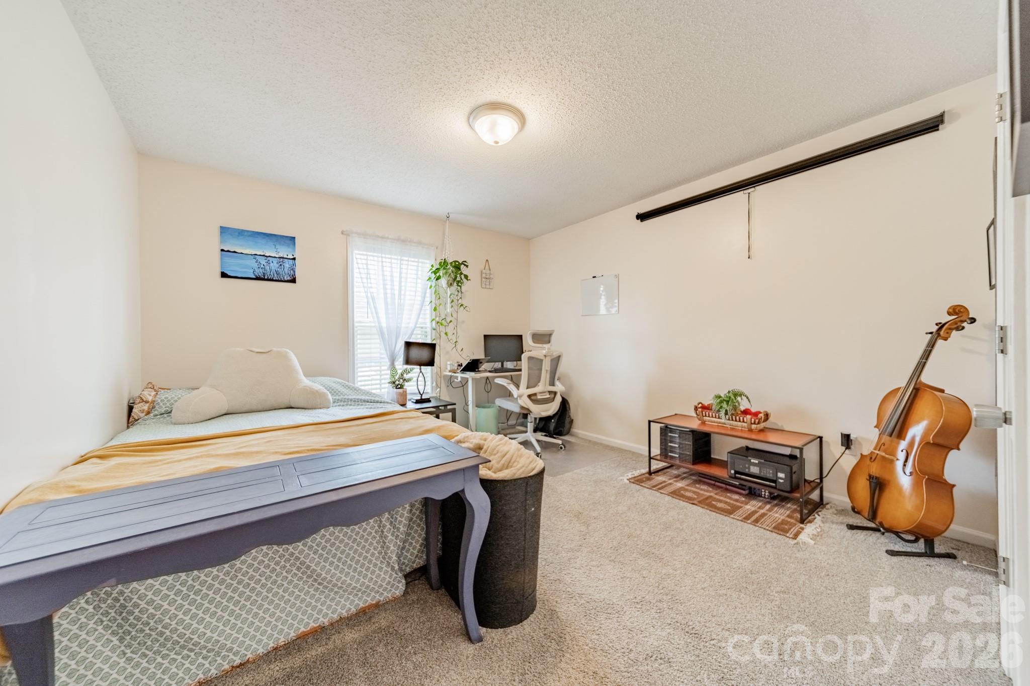 1015 S Walnut Street