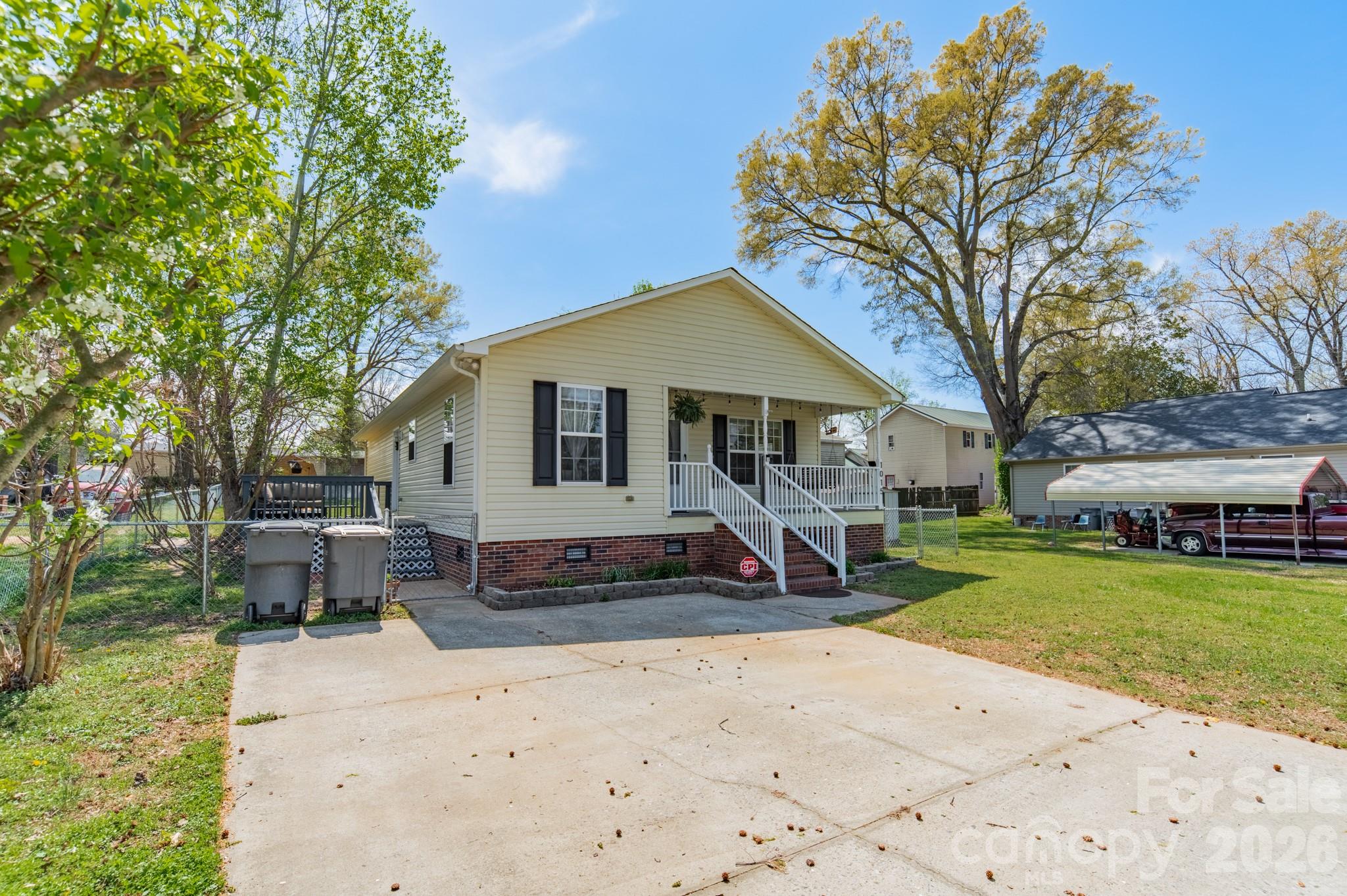 1015 S Walnut Street