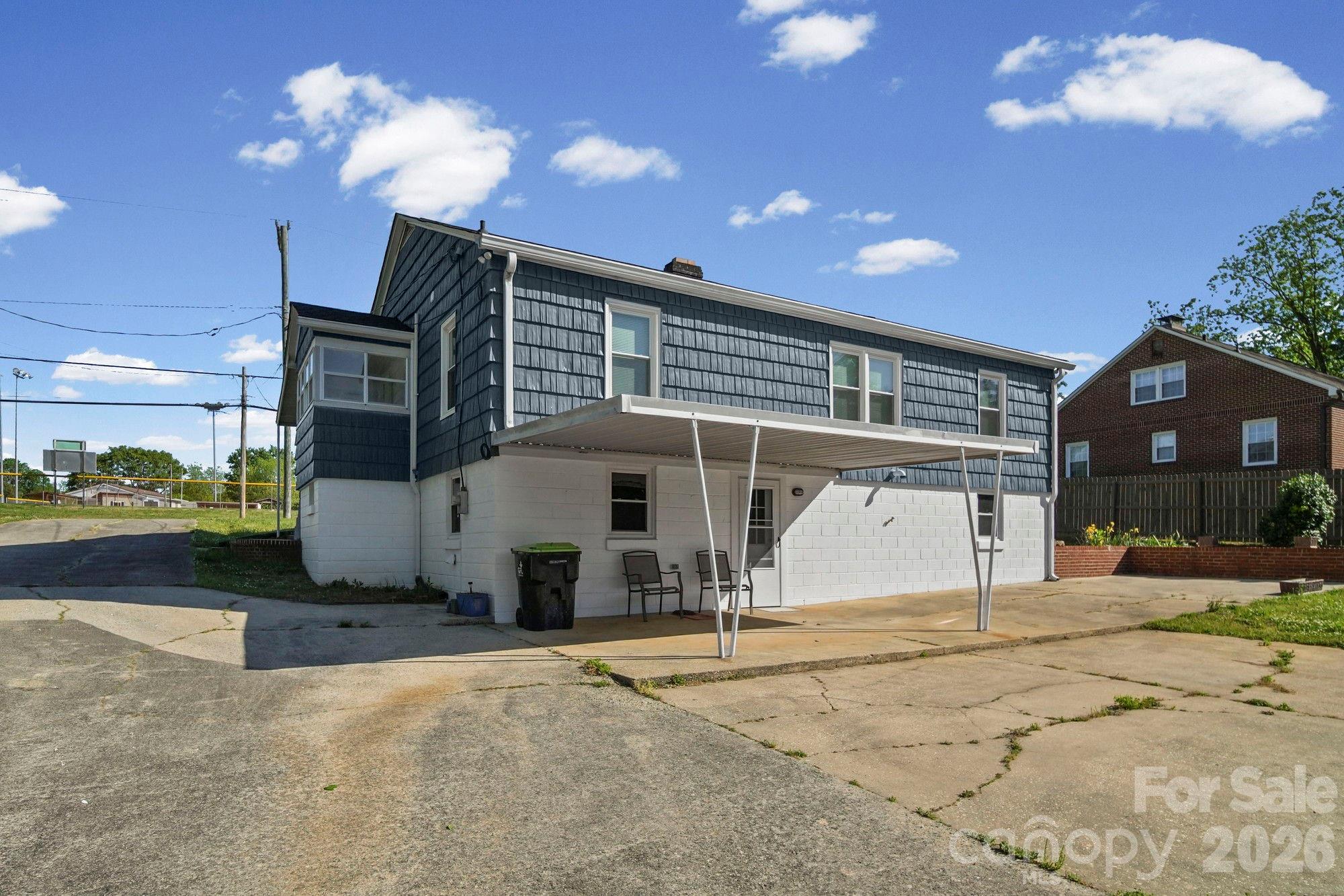 708 N Bostian Street