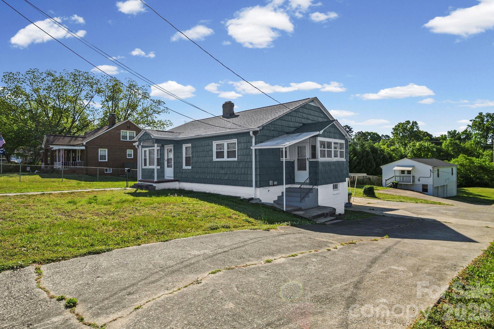 708 N Bostian Street