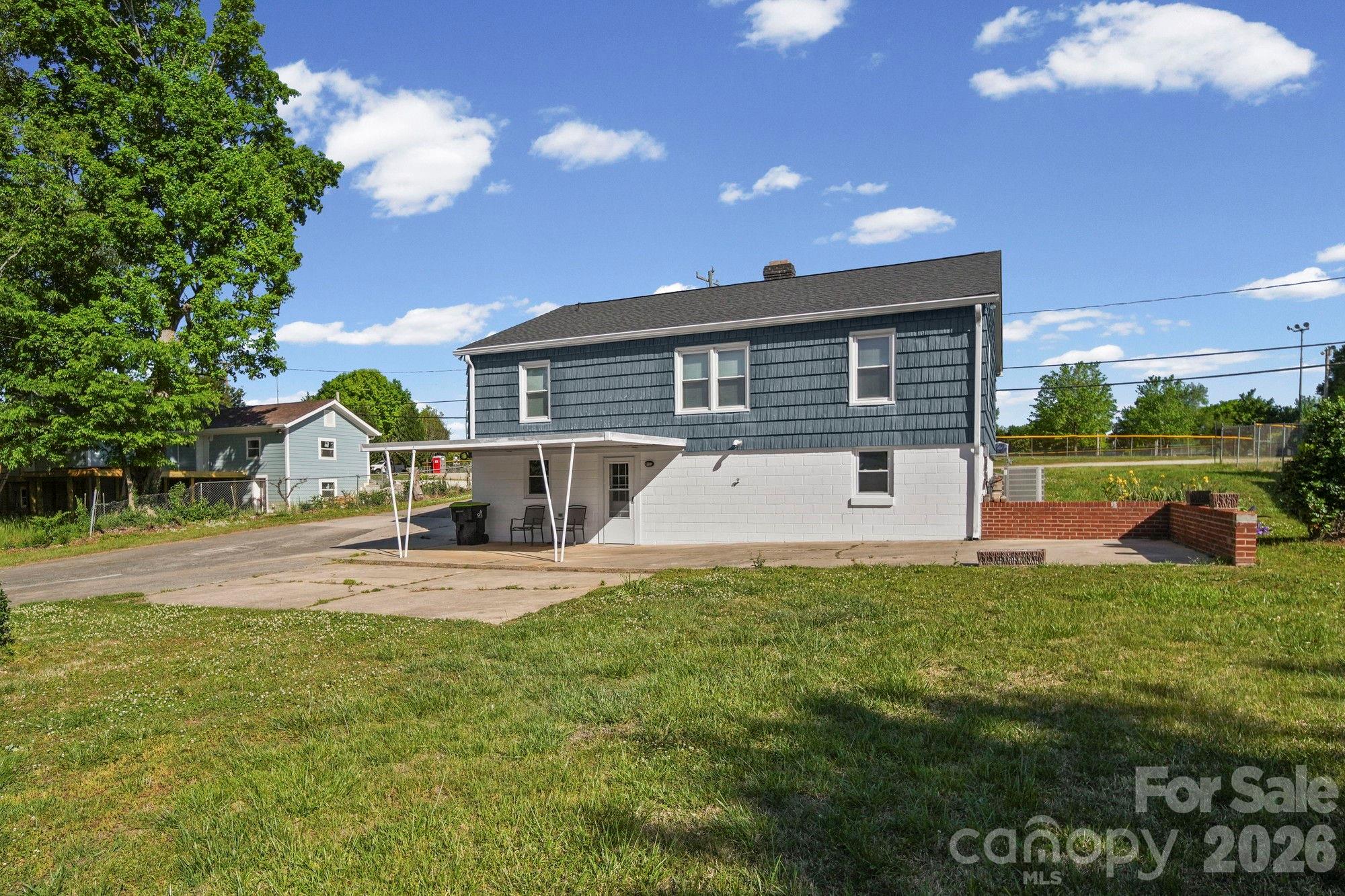 708 N Bostian Street