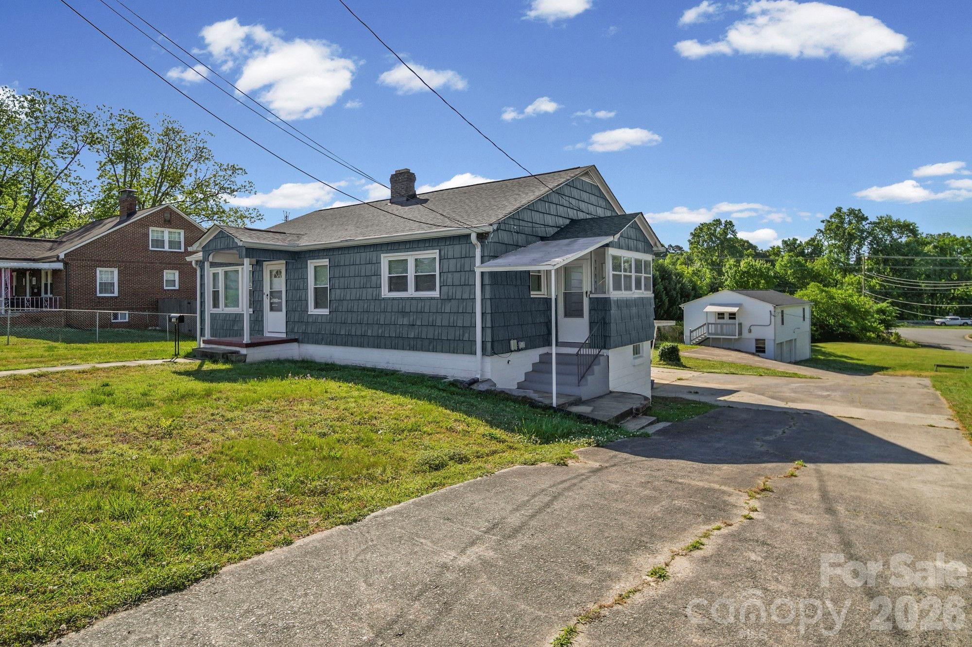 708 N Bostian Street