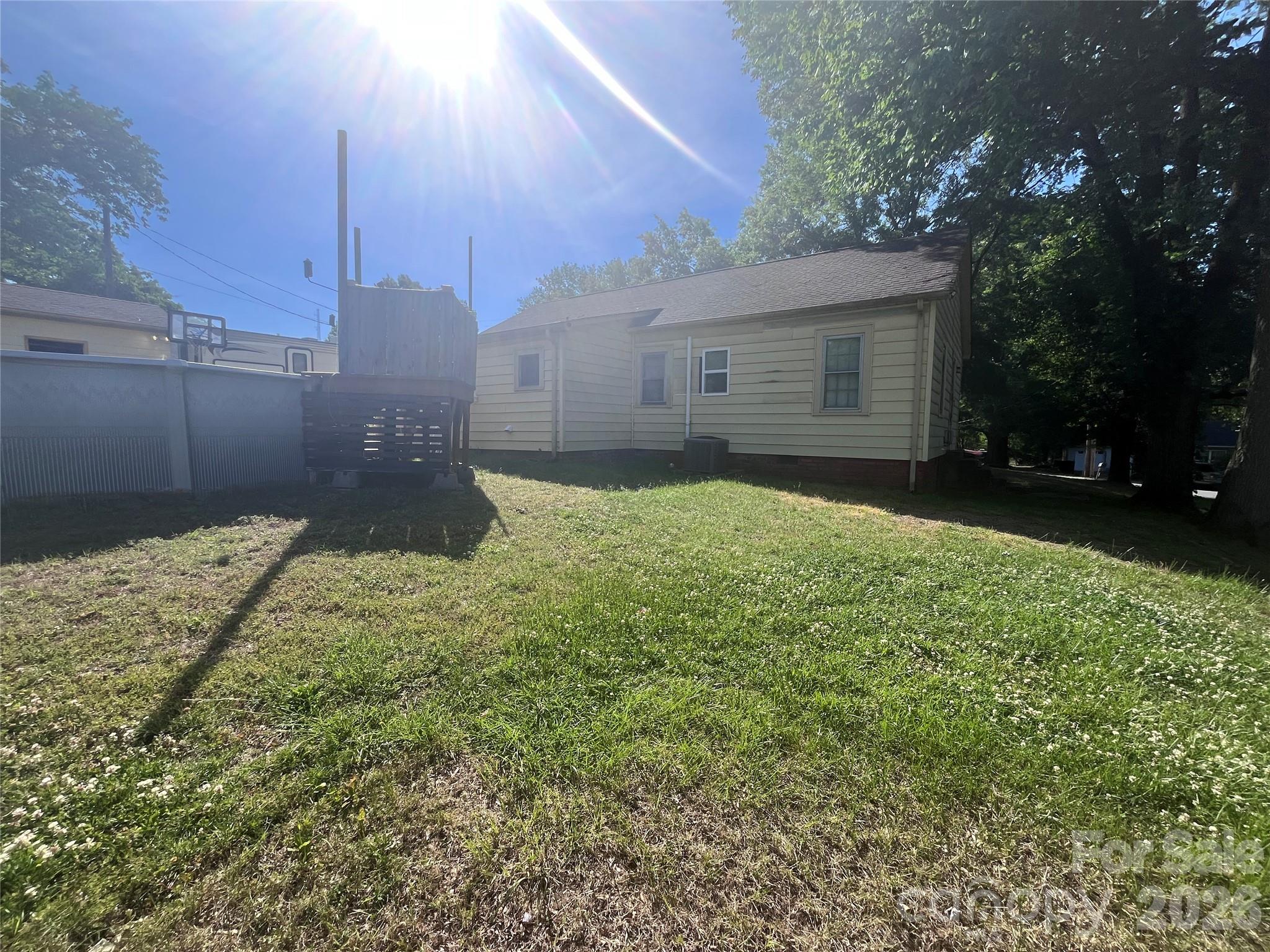 402 Easy Street