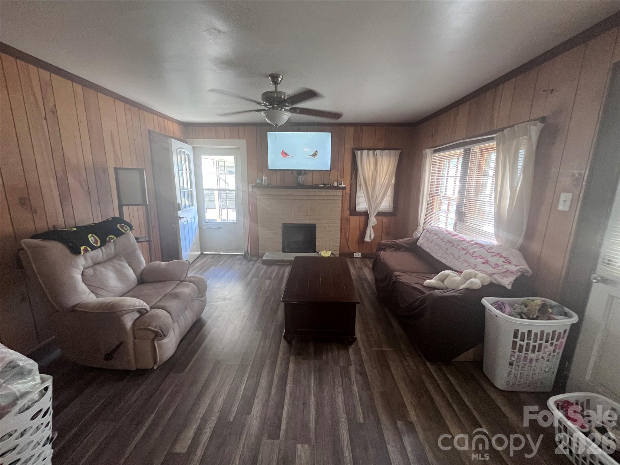 402 Easy Street