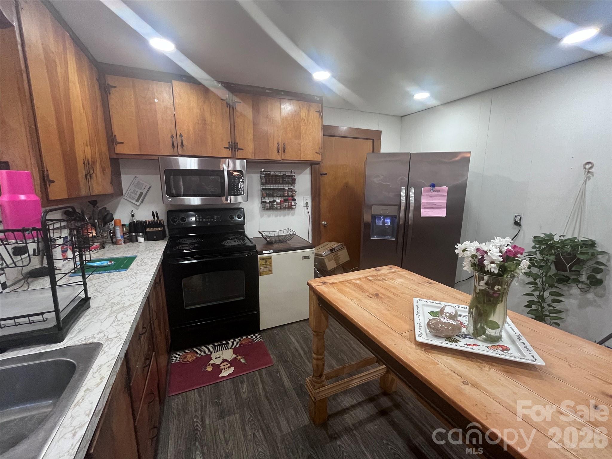 402 Easy Street