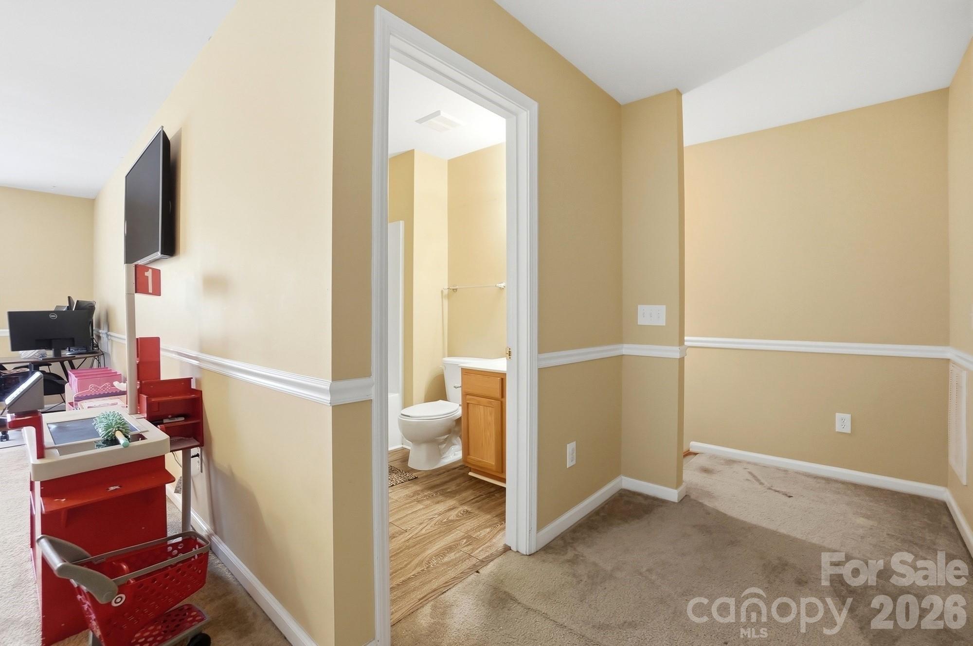 12610 Skymaster Court