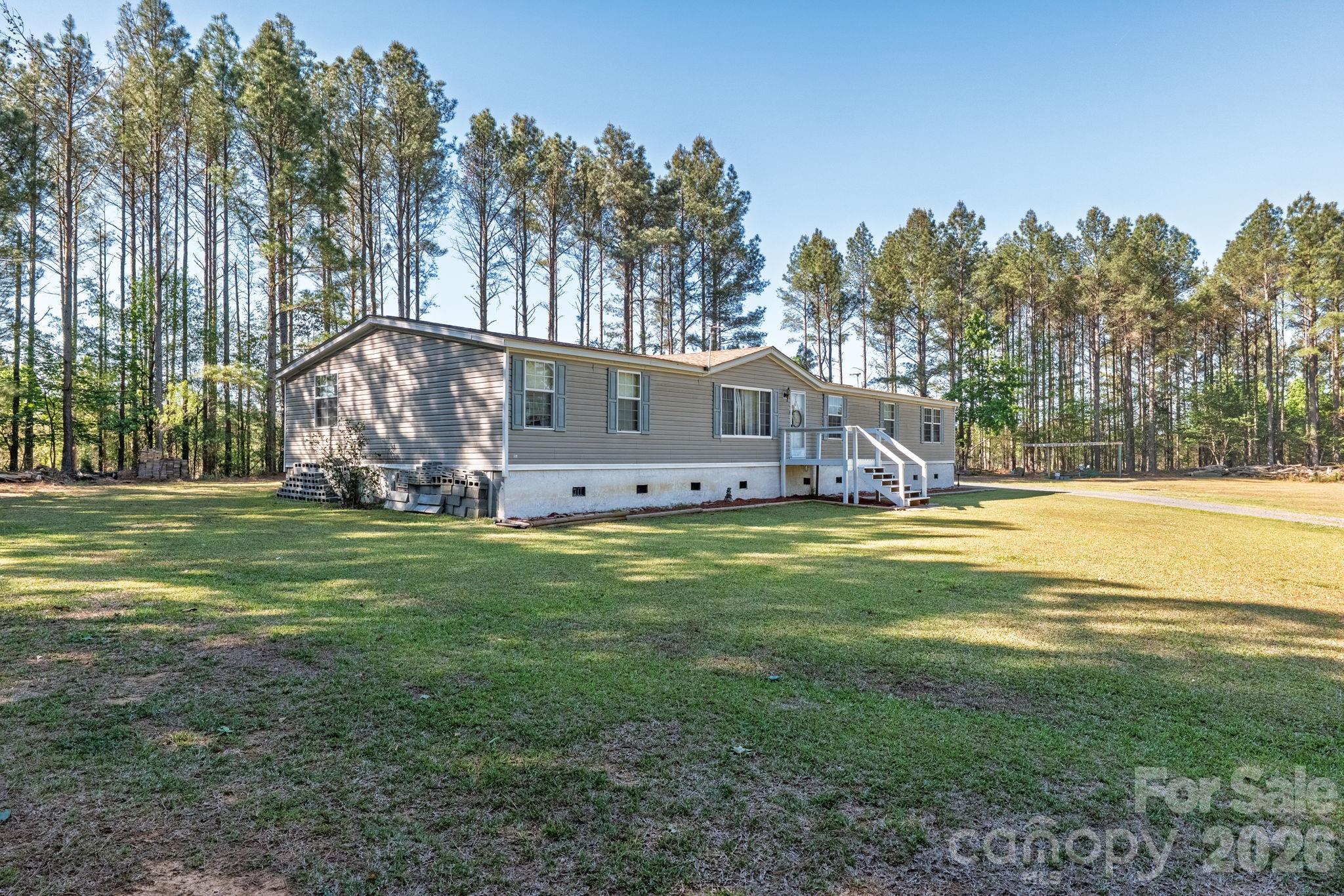 11445 Hwy 742 Highway N