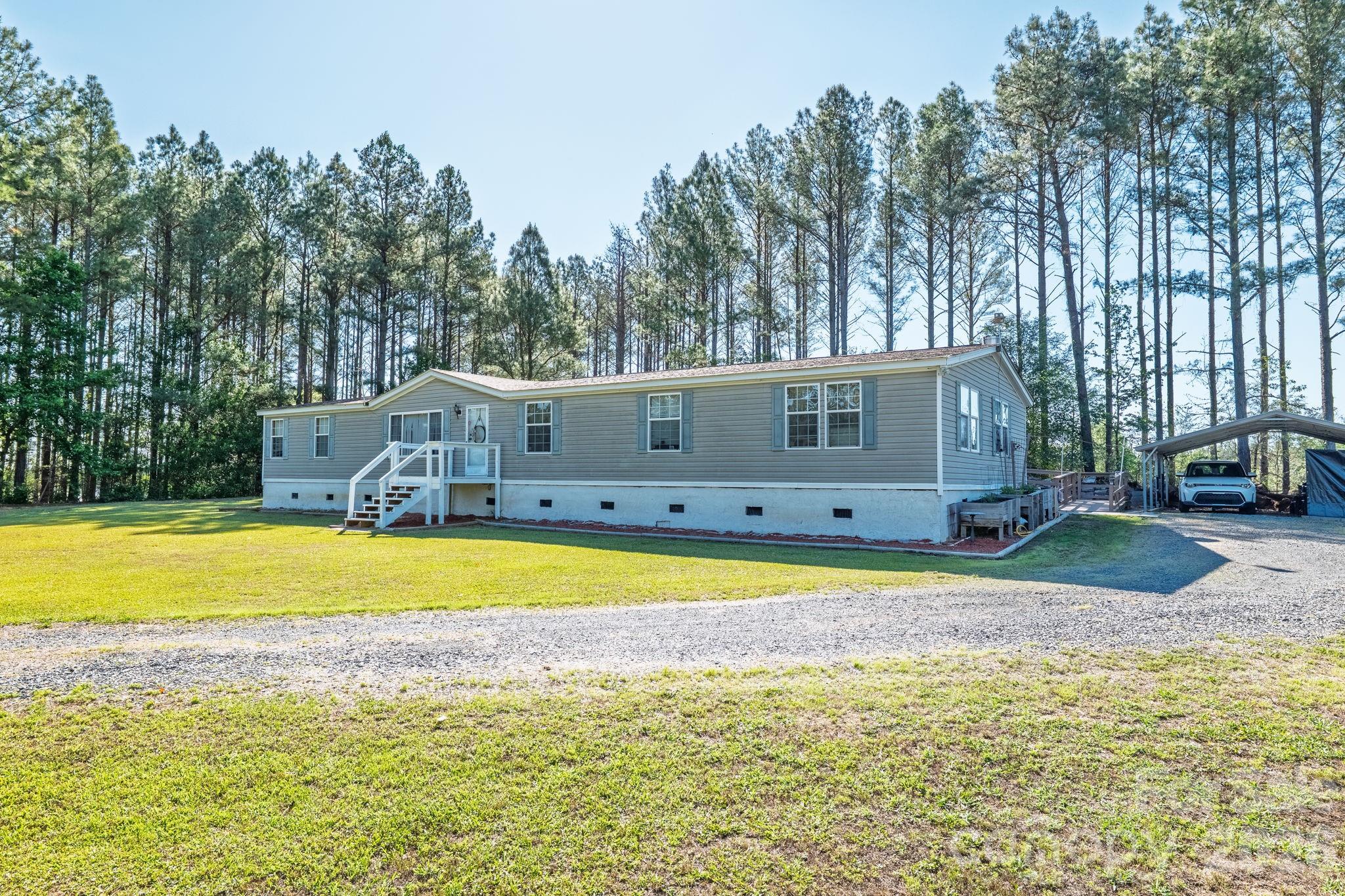 11445 Hwy 742 Highway N