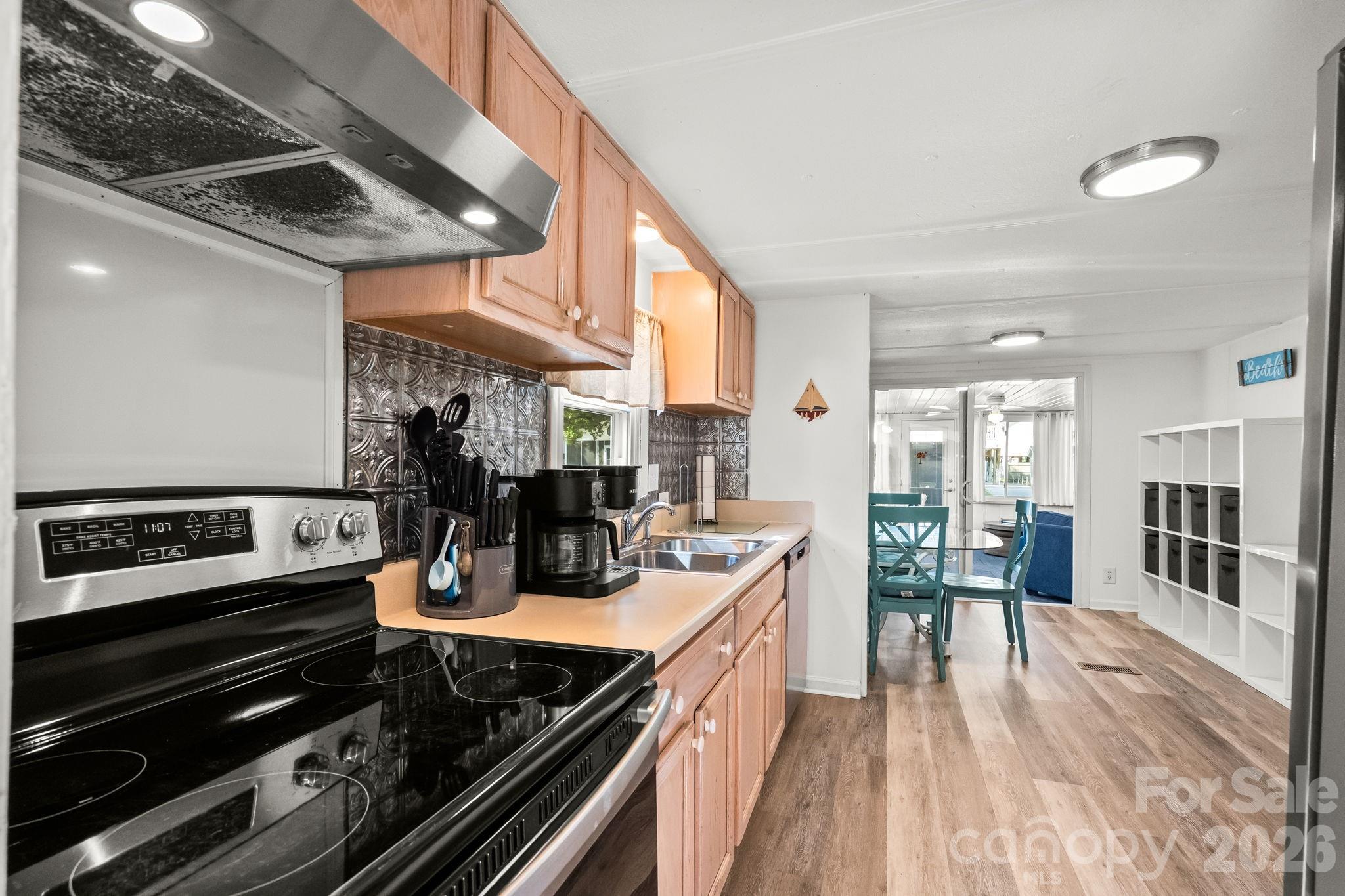 6011 S Kings Highway Unit: MH64