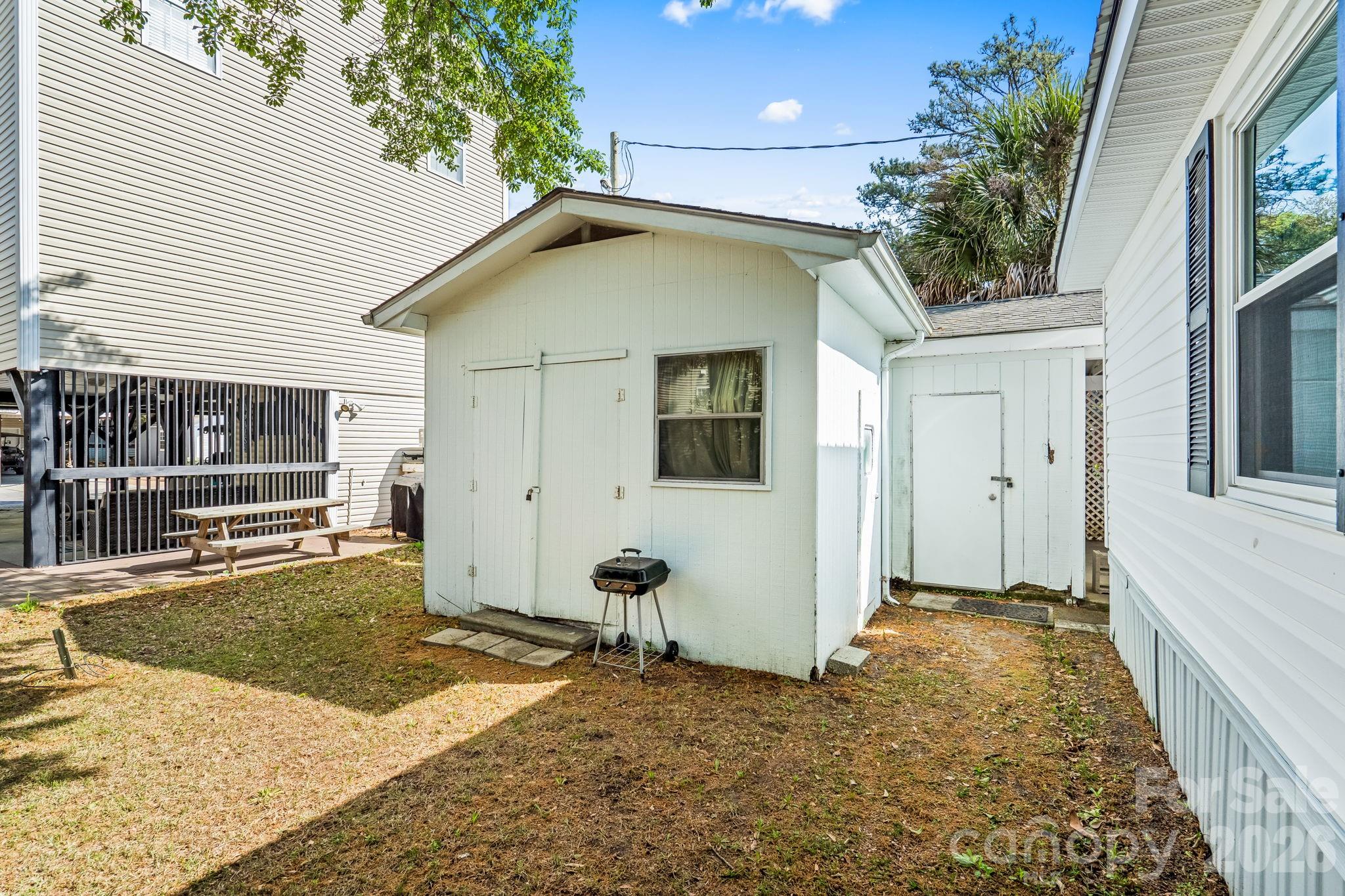 6011 S Kings Highway Unit: MH64