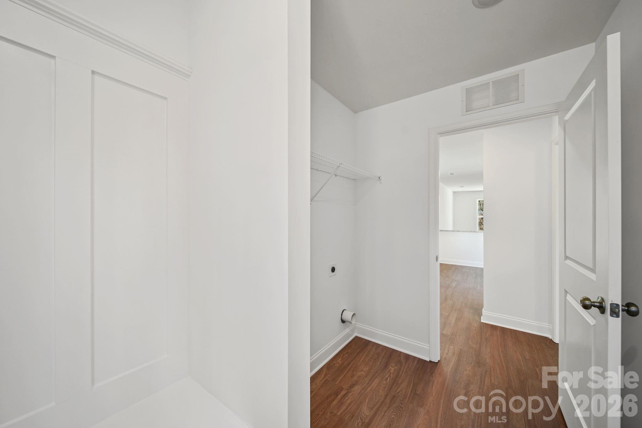 1129 Kenly Street