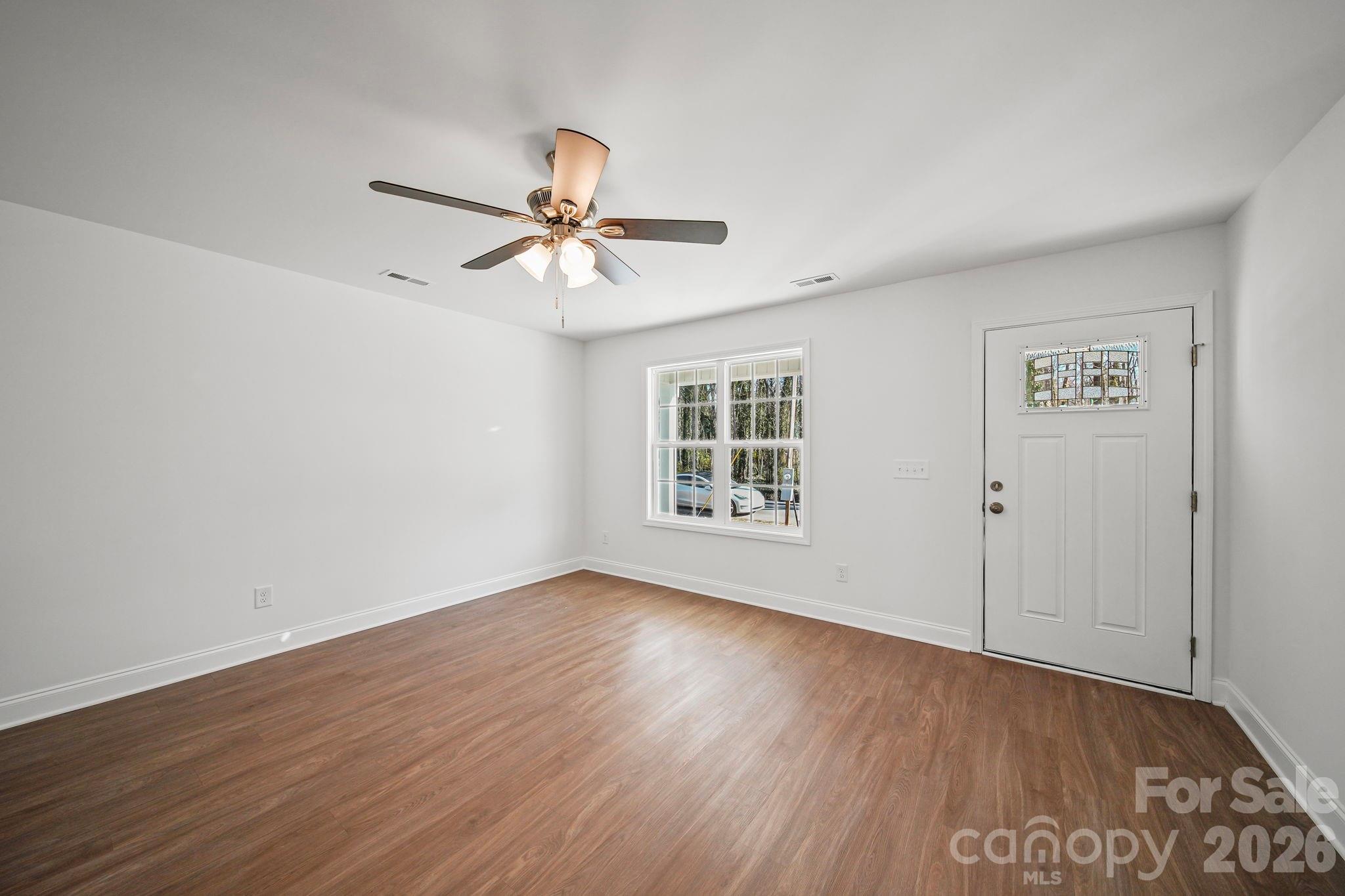 1129 Kenly Street