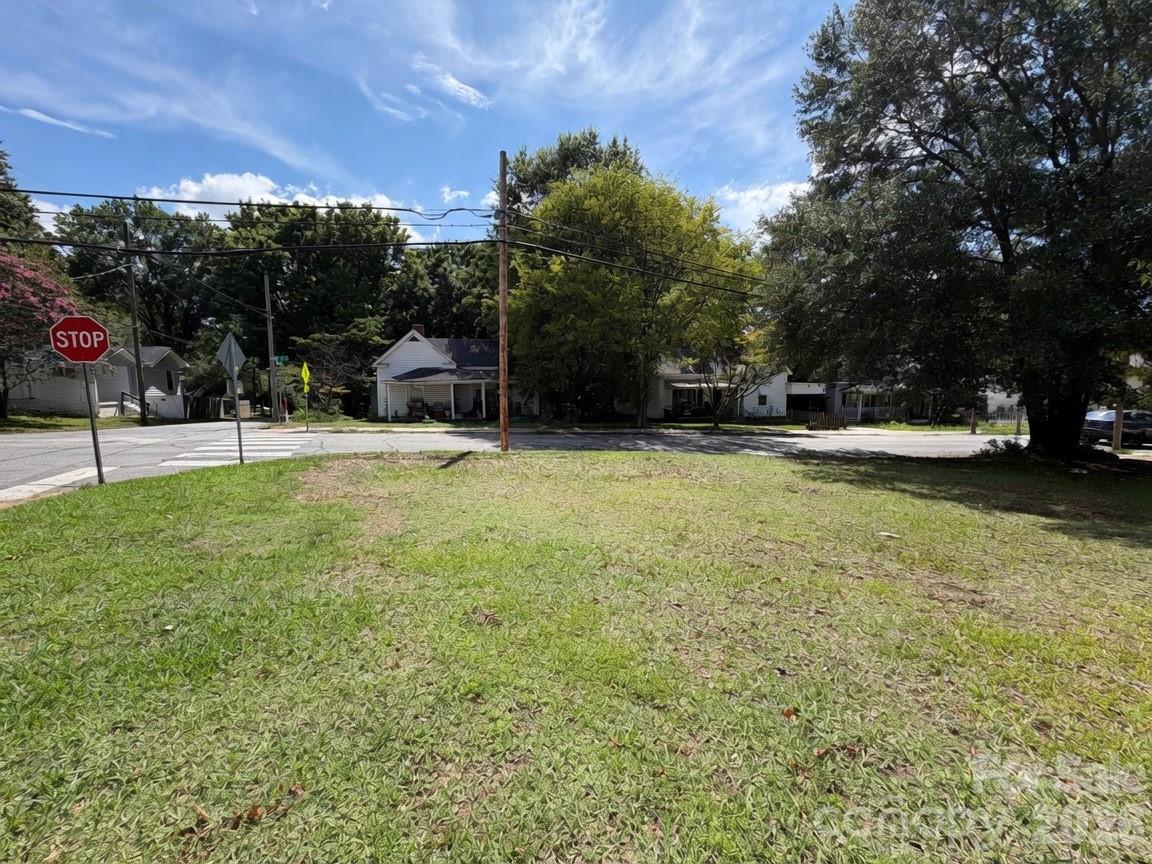 248 Buffalo Avenue NW Unit: 9