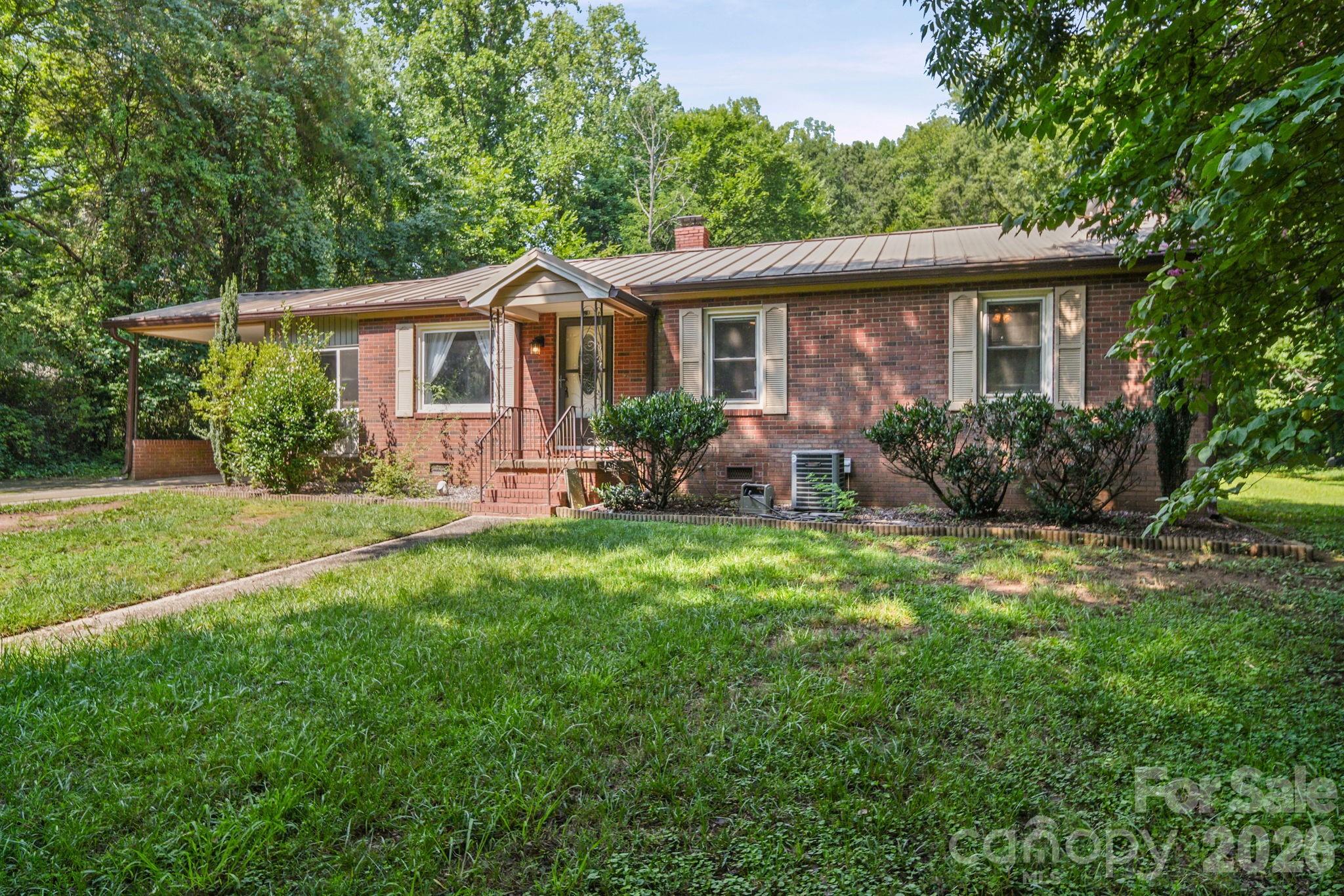 305 N Milford Drive