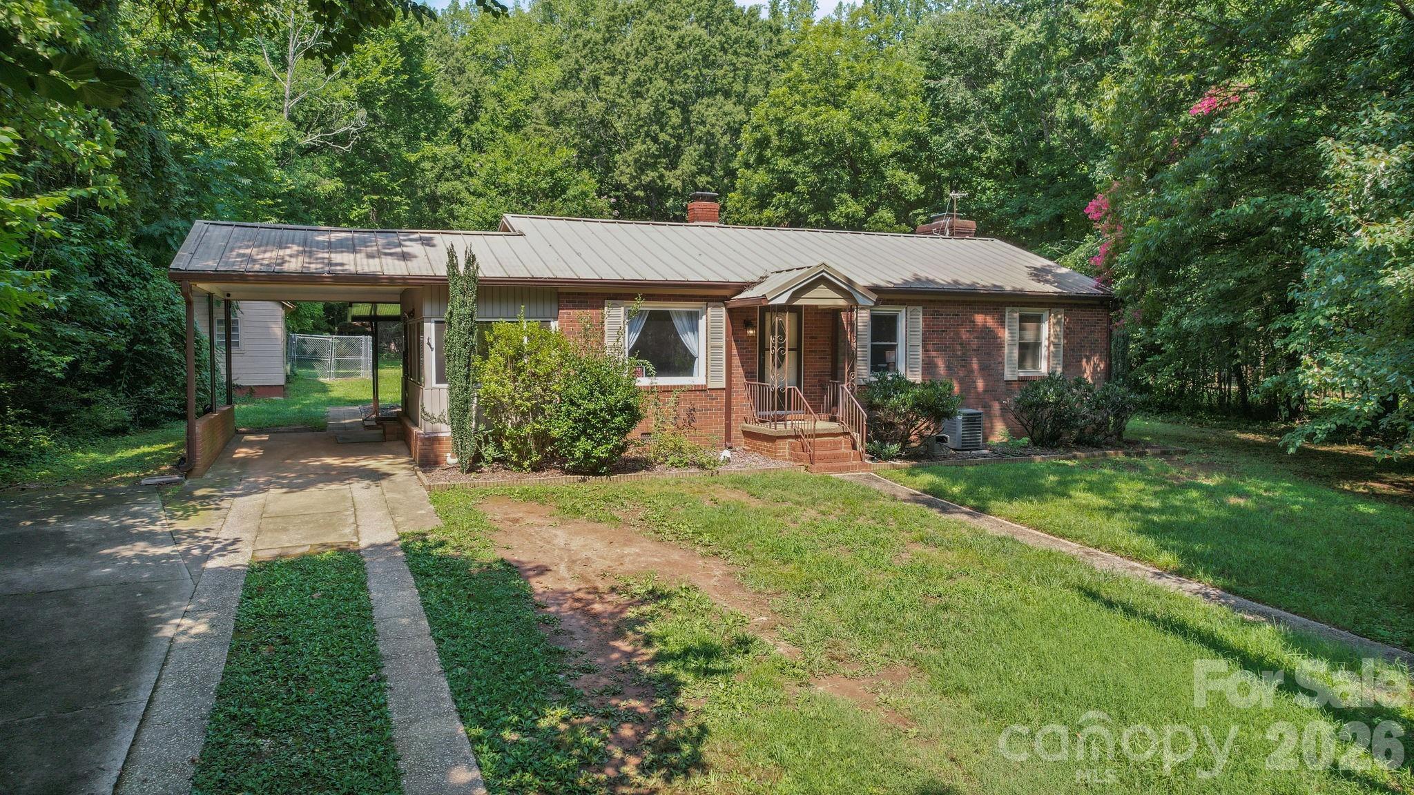 305 N Milford Drive