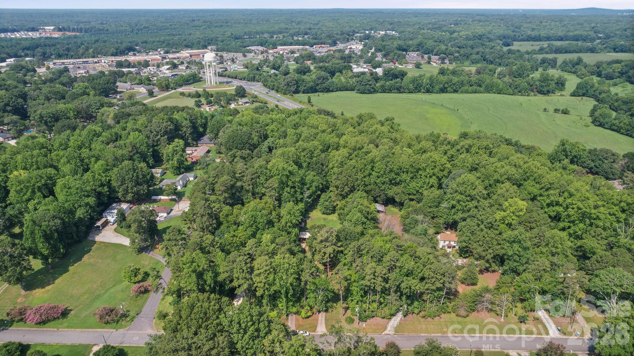 305 N Milford Drive